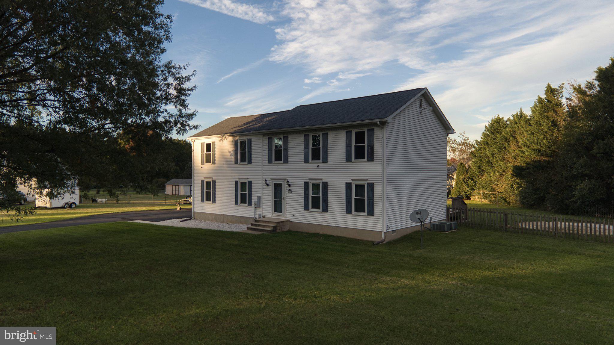 105 HUNTING WAY