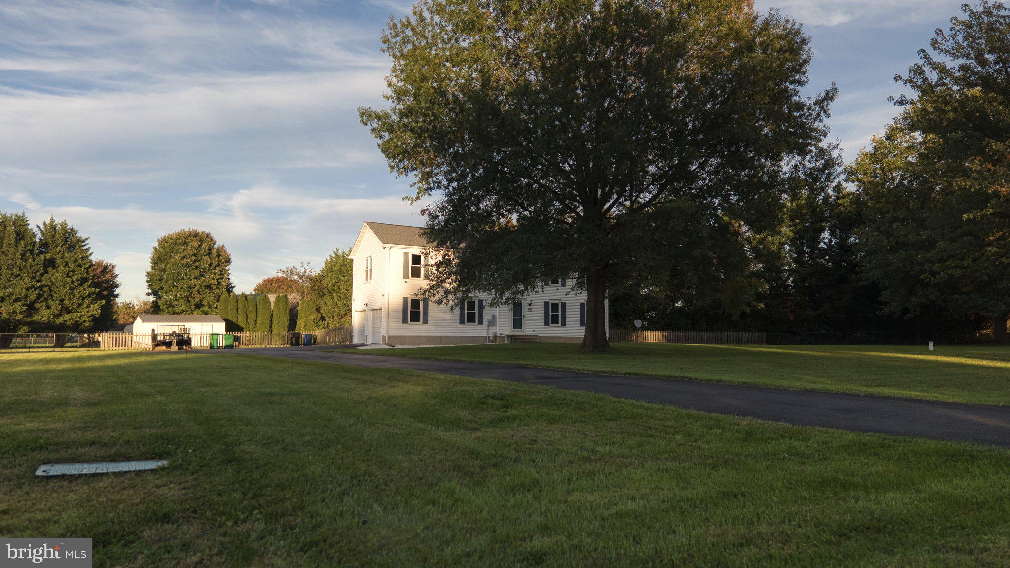 105 HUNTING WAY