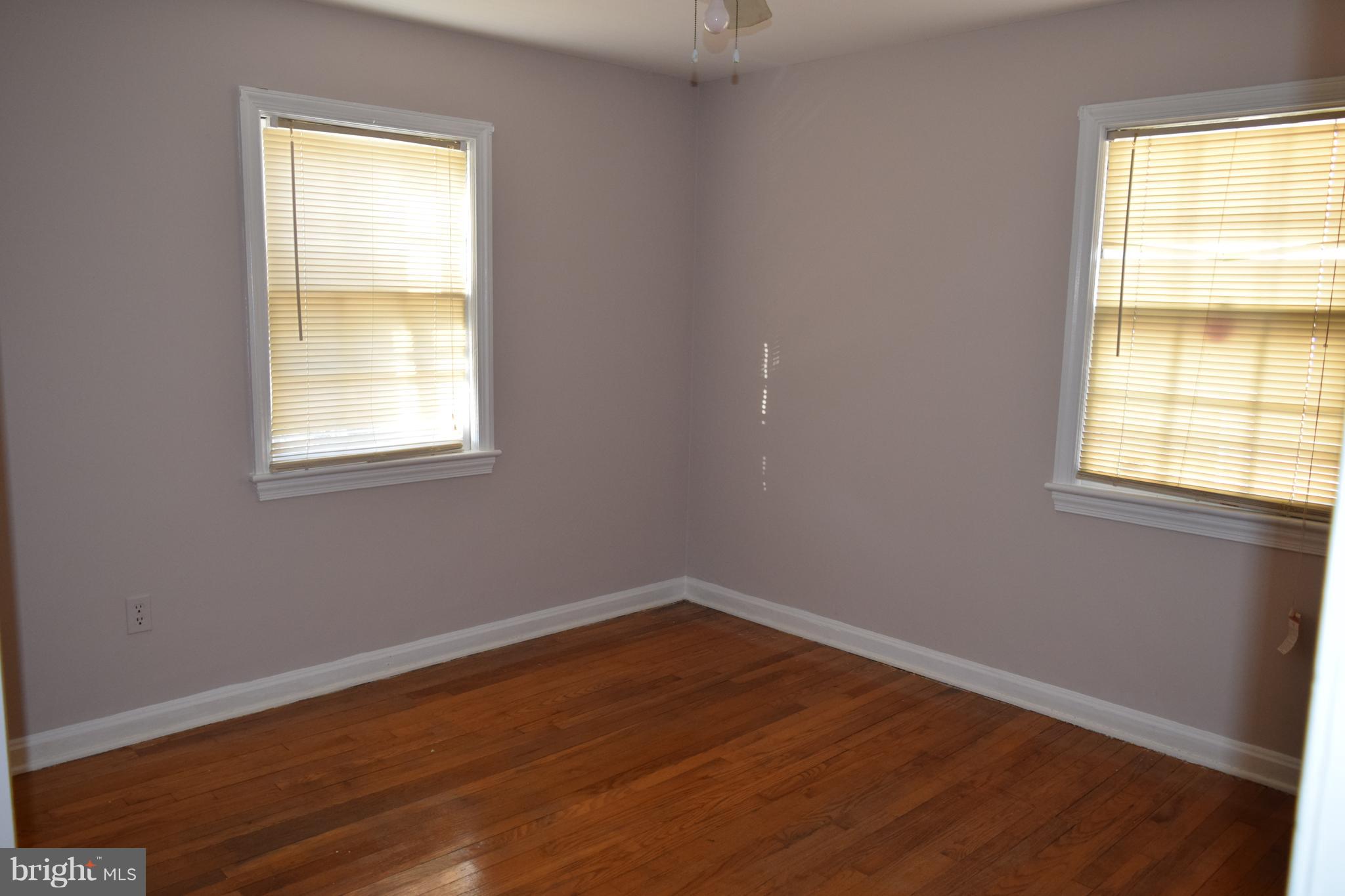 HOLLYWOOD ON THE HILL - Residential