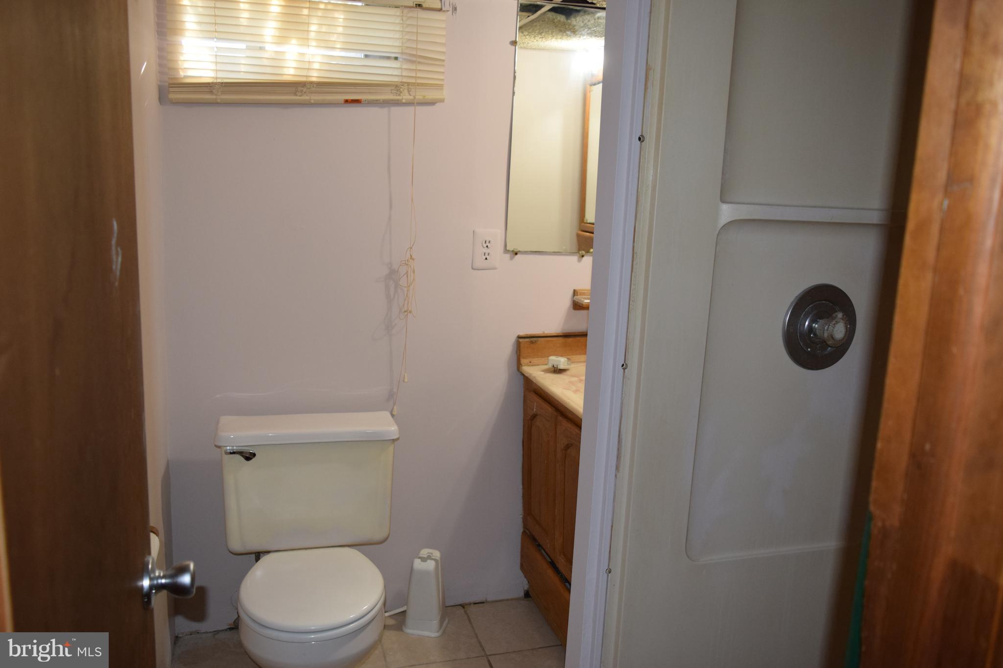 HOLLYWOOD ON THE HILL - Residential