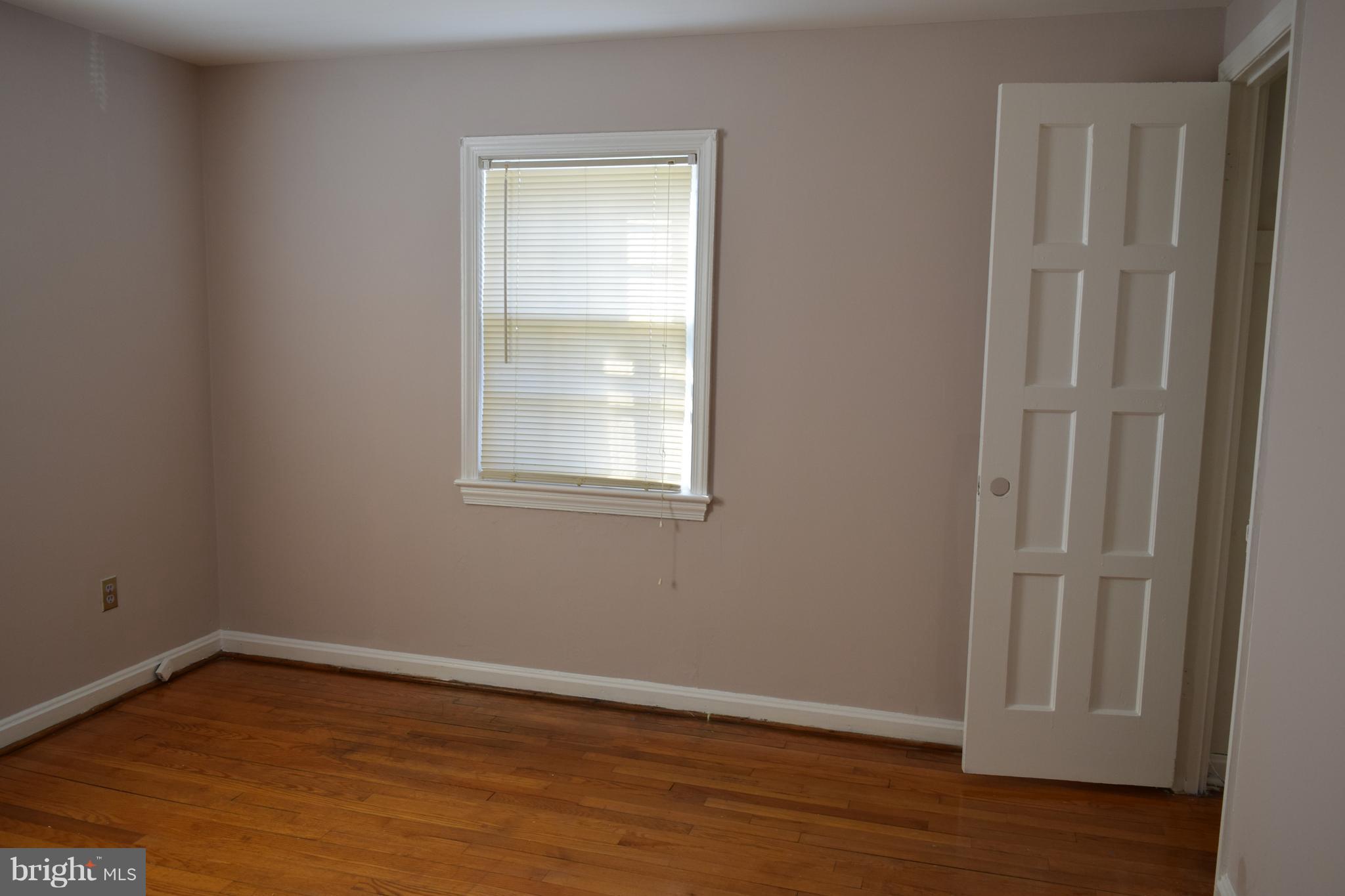 HOLLYWOOD ON THE HILL - Residential