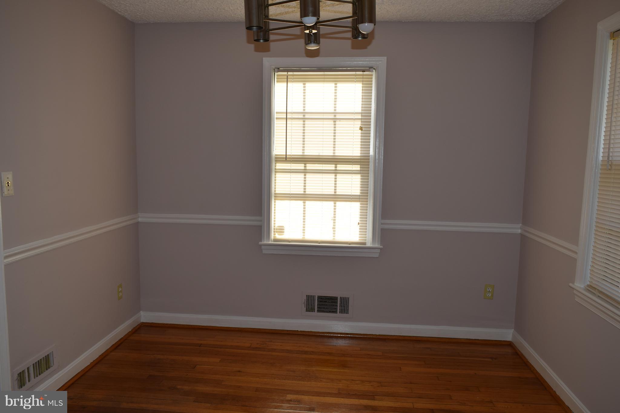 HOLLYWOOD ON THE HILL - Residential