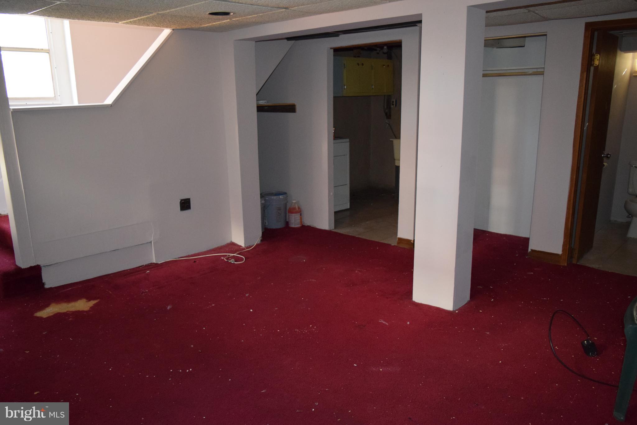 HOLLYWOOD ON THE HILL - Residential