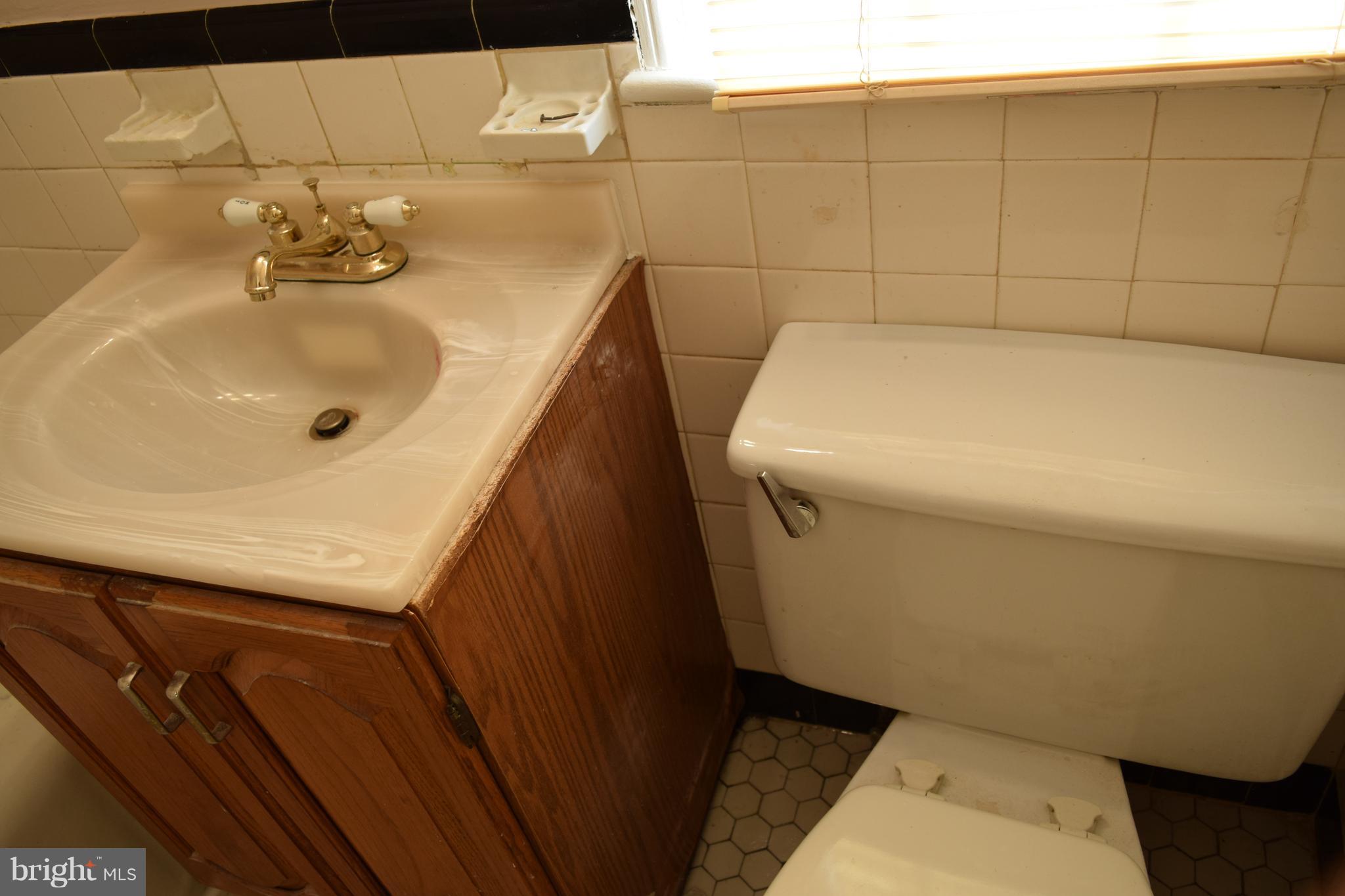 HOLLYWOOD ON THE HILL - Residential