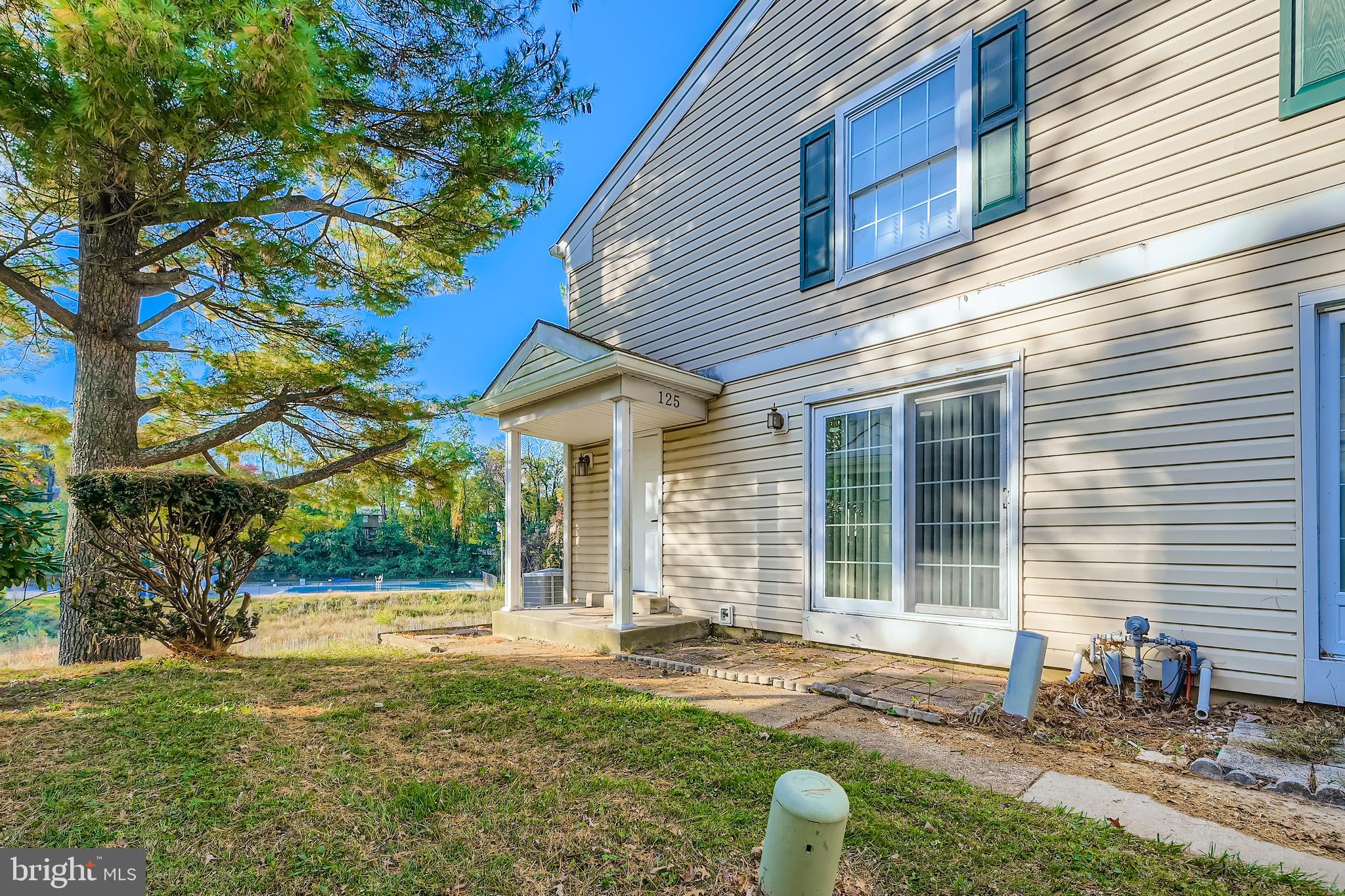 BROOKSHIRE/CRYSTAL RIDGE - Residential