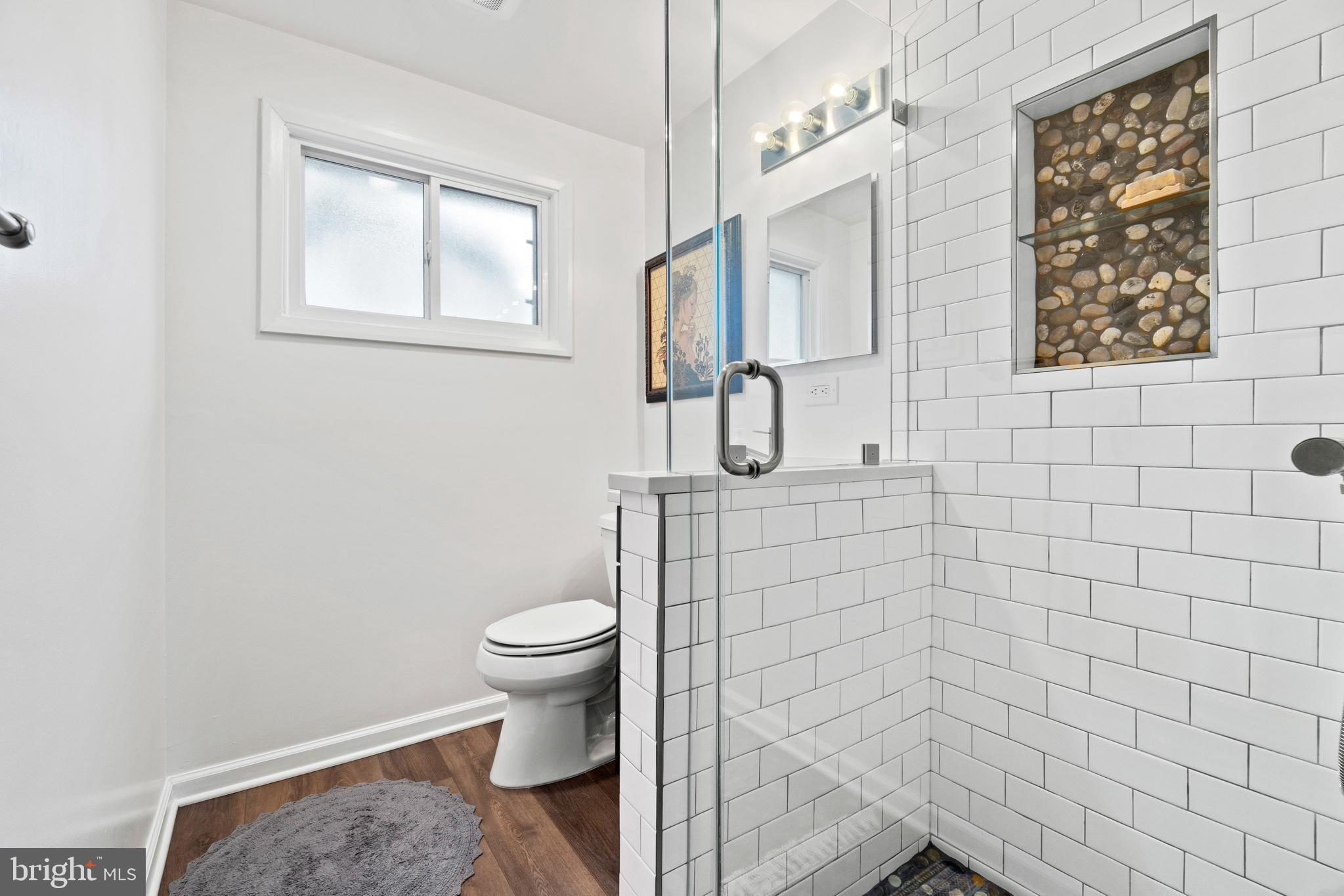 ANNANDALE TERRACE - Residential