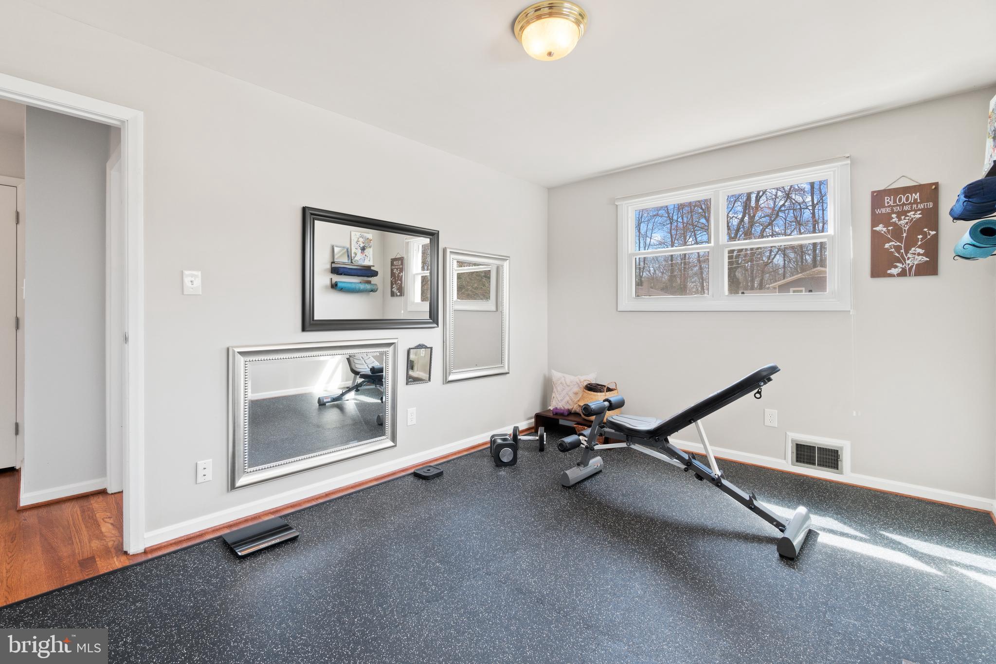 ANNANDALE TERRACE - Residential