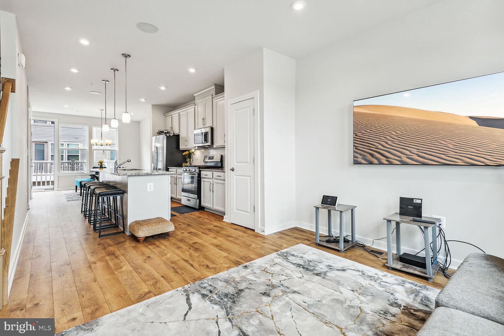 RIVERFRONT - Residential Lease