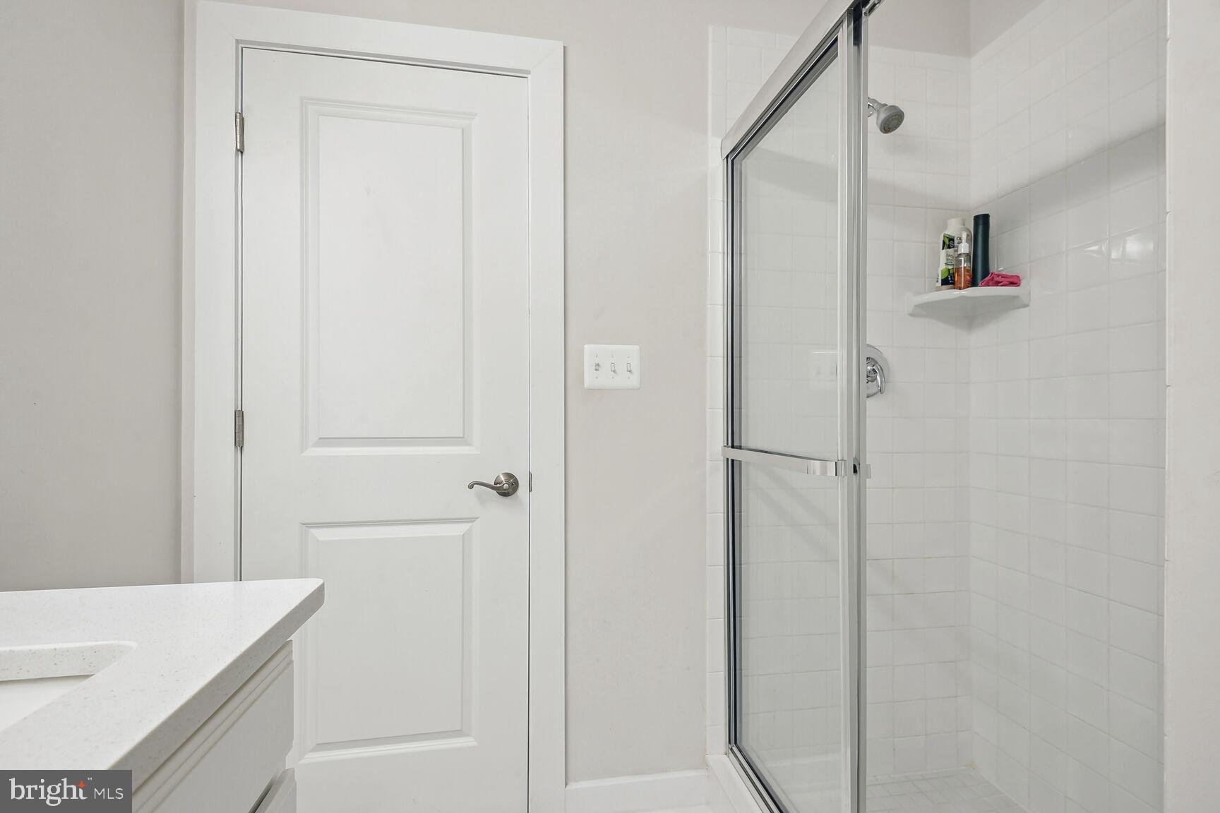 RIVERFRONT - Residential Lease