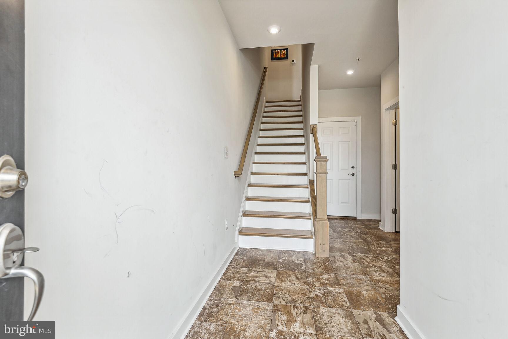 RIVERFRONT - Residential Lease