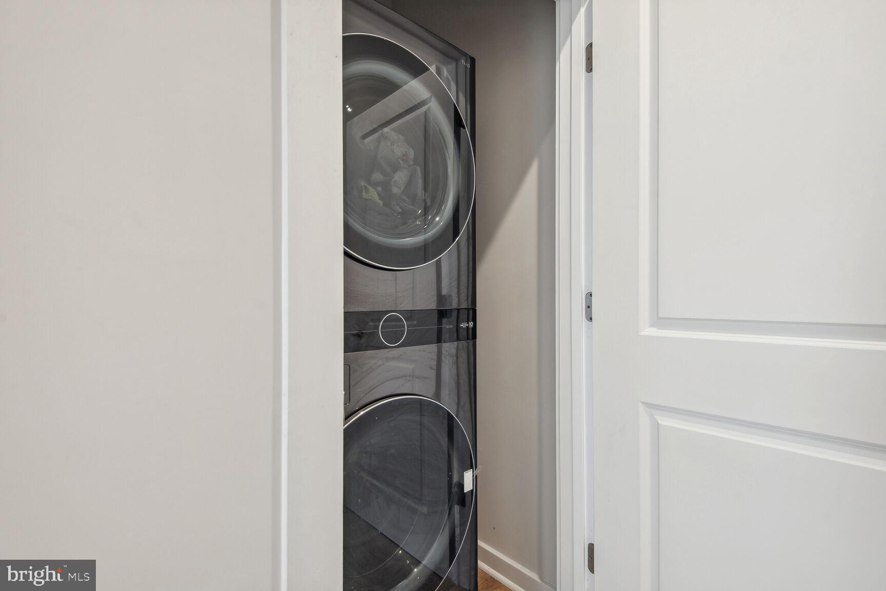 RIVERFRONT - Residential Lease