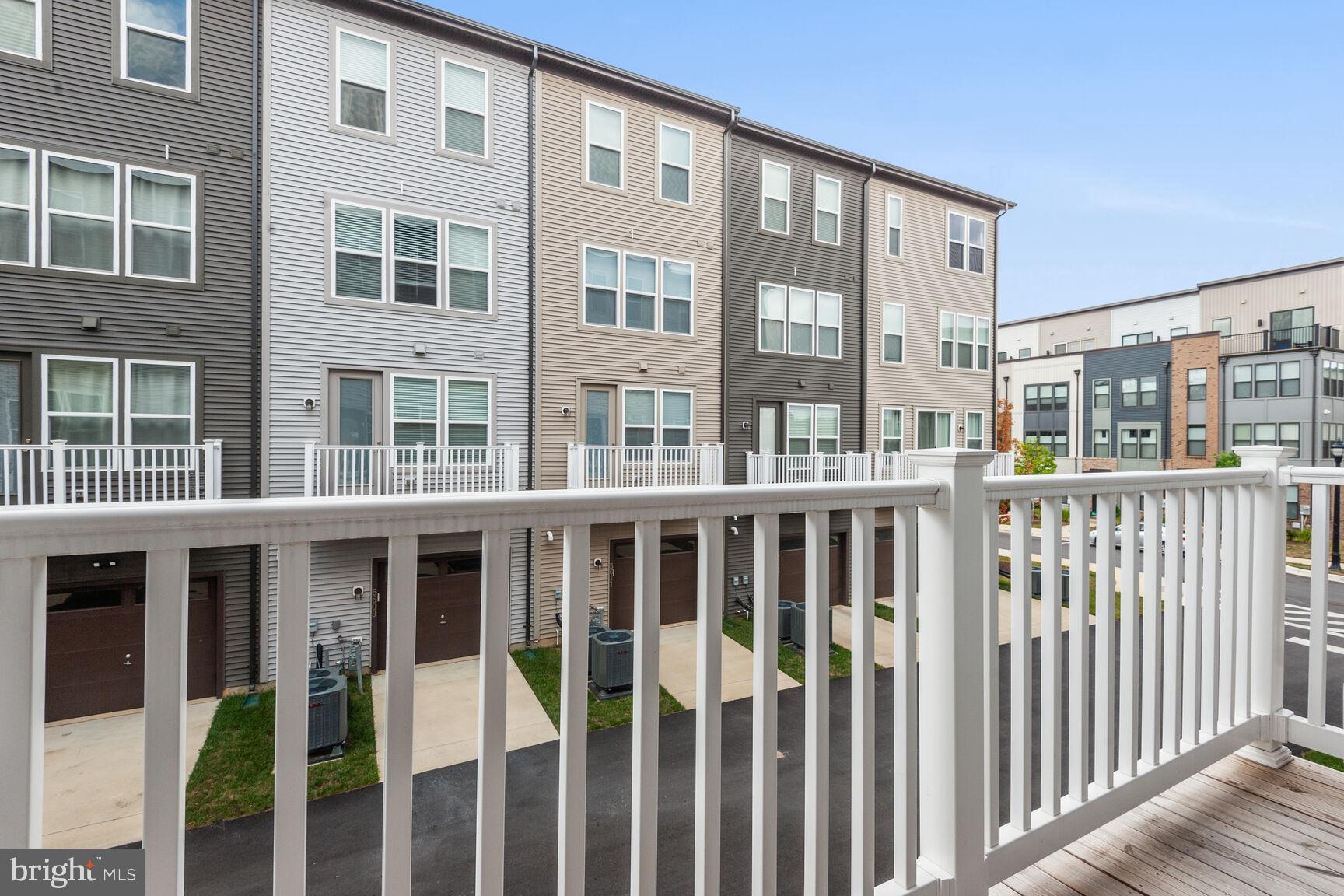 RIVERFRONT - Residential Lease