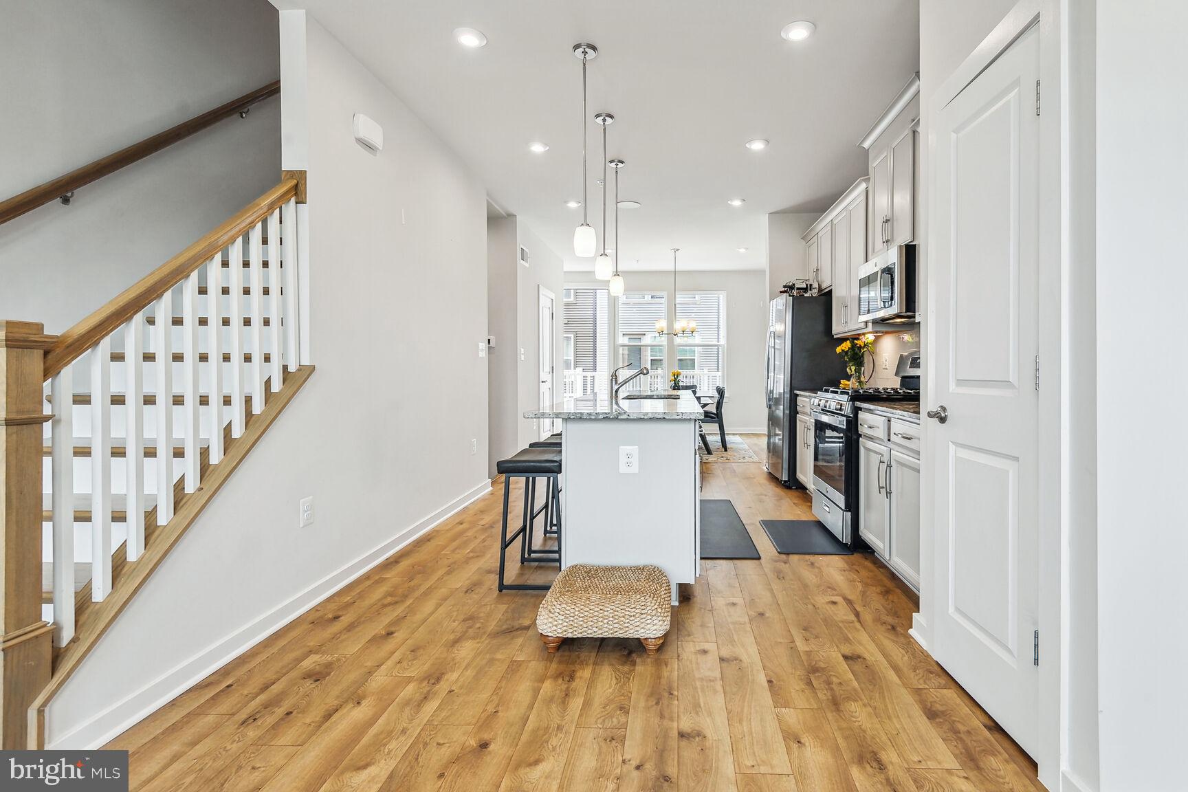 RIVERFRONT - Residential Lease