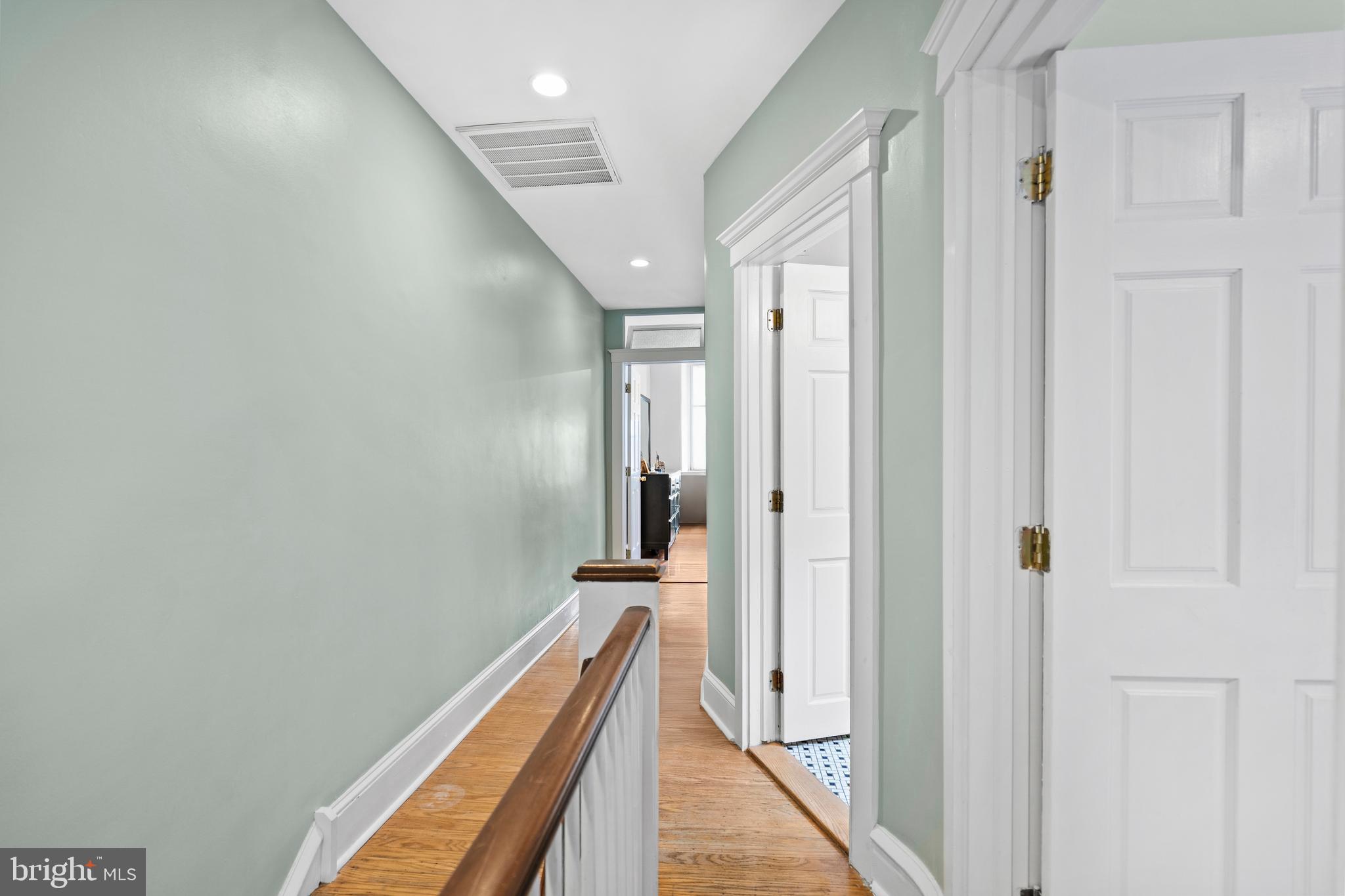 LOWER MOYAMENSING - Residential