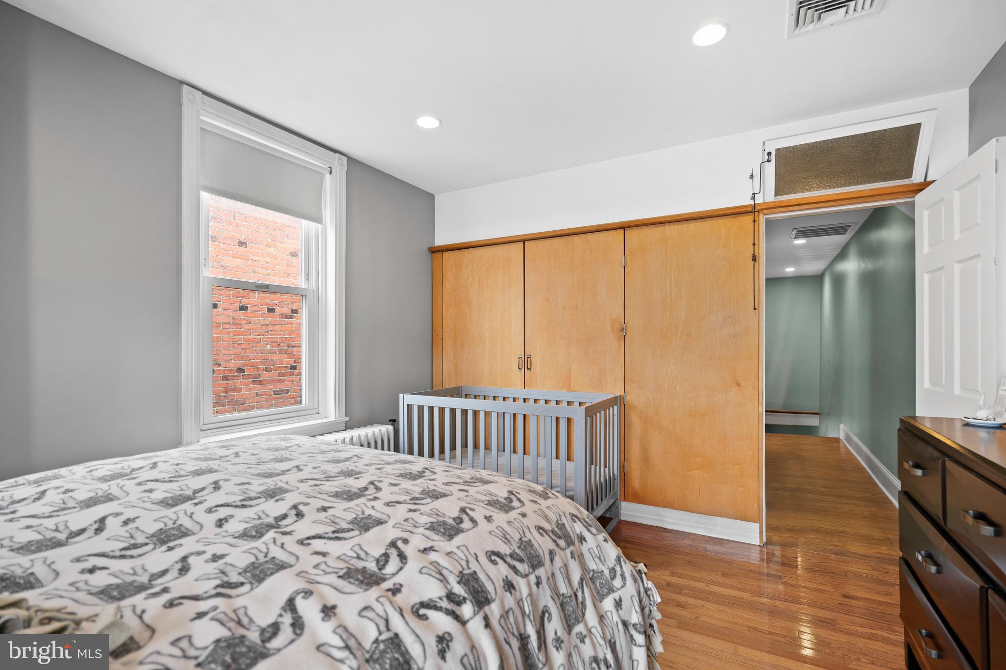 LOWER MOYAMENSING - Residential