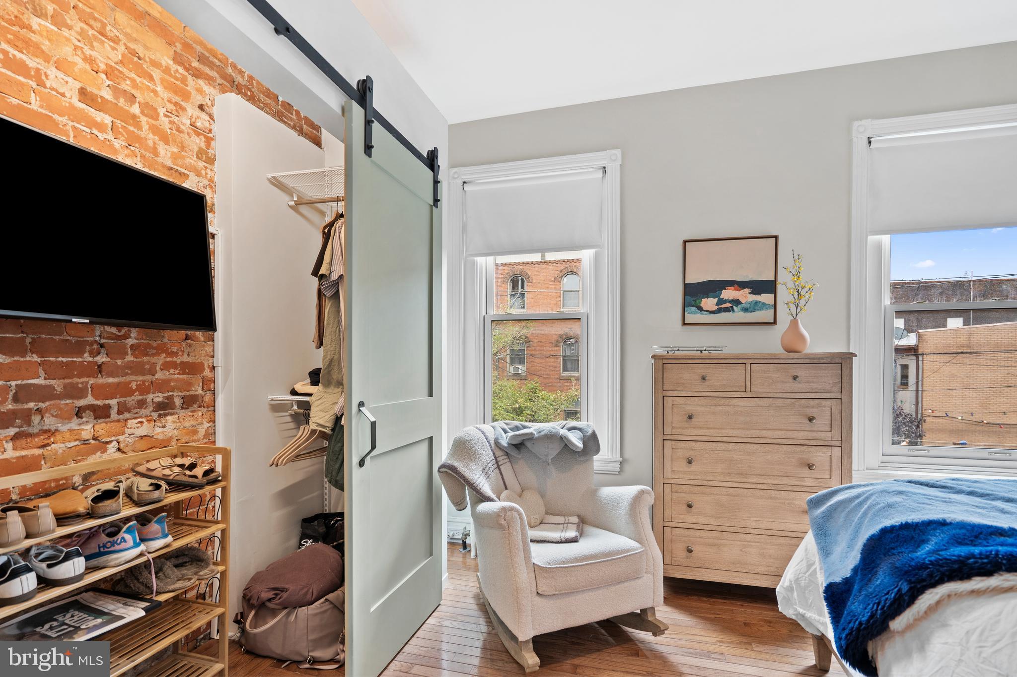 LOWER MOYAMENSING - Residential