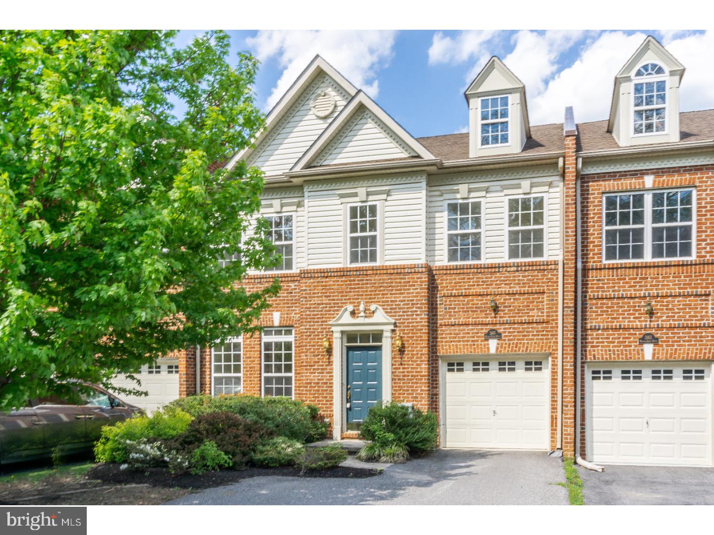 Seller is offering this 3 Bedroom, 2.5 Bathroom w/ 1 car attached garage in Award Winning Garnet Valley School District. Home is nice, neat and clean and move-in condition. As you enter notice the open floor plan, neutral d cor and plenty of natural lighting. First floor has Living Room, Dining Room w/ chair rail and crown molding & Family Room. First floor also has full size Kitchen w/ breakfast bar, tile flooring, plenty of cabinet space and sliders to Large deck that overlooks the tranquil community. Powder Room on 1st floor for added convenience. 2nd Floor has 2 nice size Bedrooms, Hall Bathroom w/ linoleum and Master Suite. The oversized Master Suite has two walk-in closets, and Master Bathroom with stall shower and soaking tub. Home as a full unfinished Basement with laundry area, and outside access to rear yard. HOA takes care of lawn and snowing so you never have to pull out a lawn mower again. Seller is also offering a 1 Year Home Warranty for added protection. Home is located close to main road with access to airport & tax-free DE shopping.