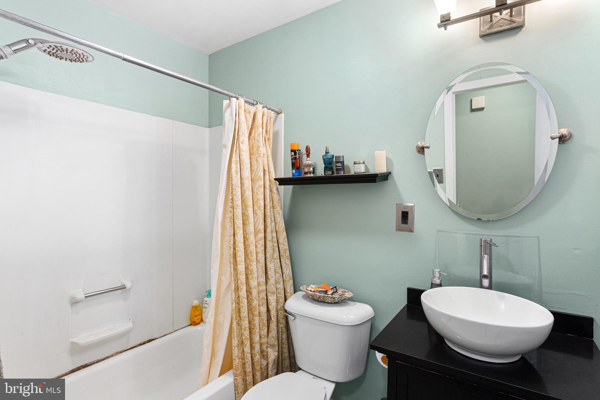 GRADUATE HOSPITAL - Residential