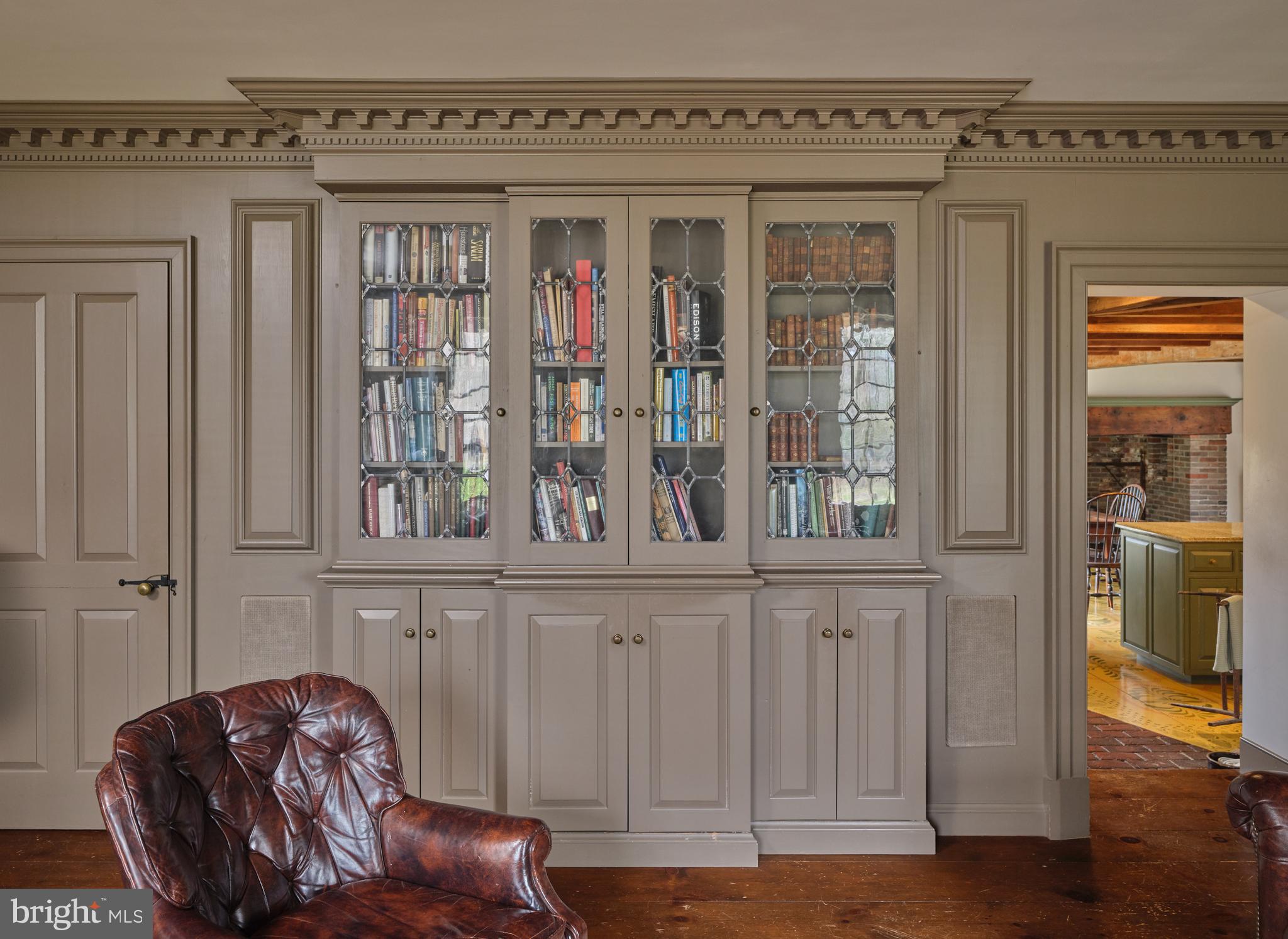 6049 PIDCOCK CREEK ROAD