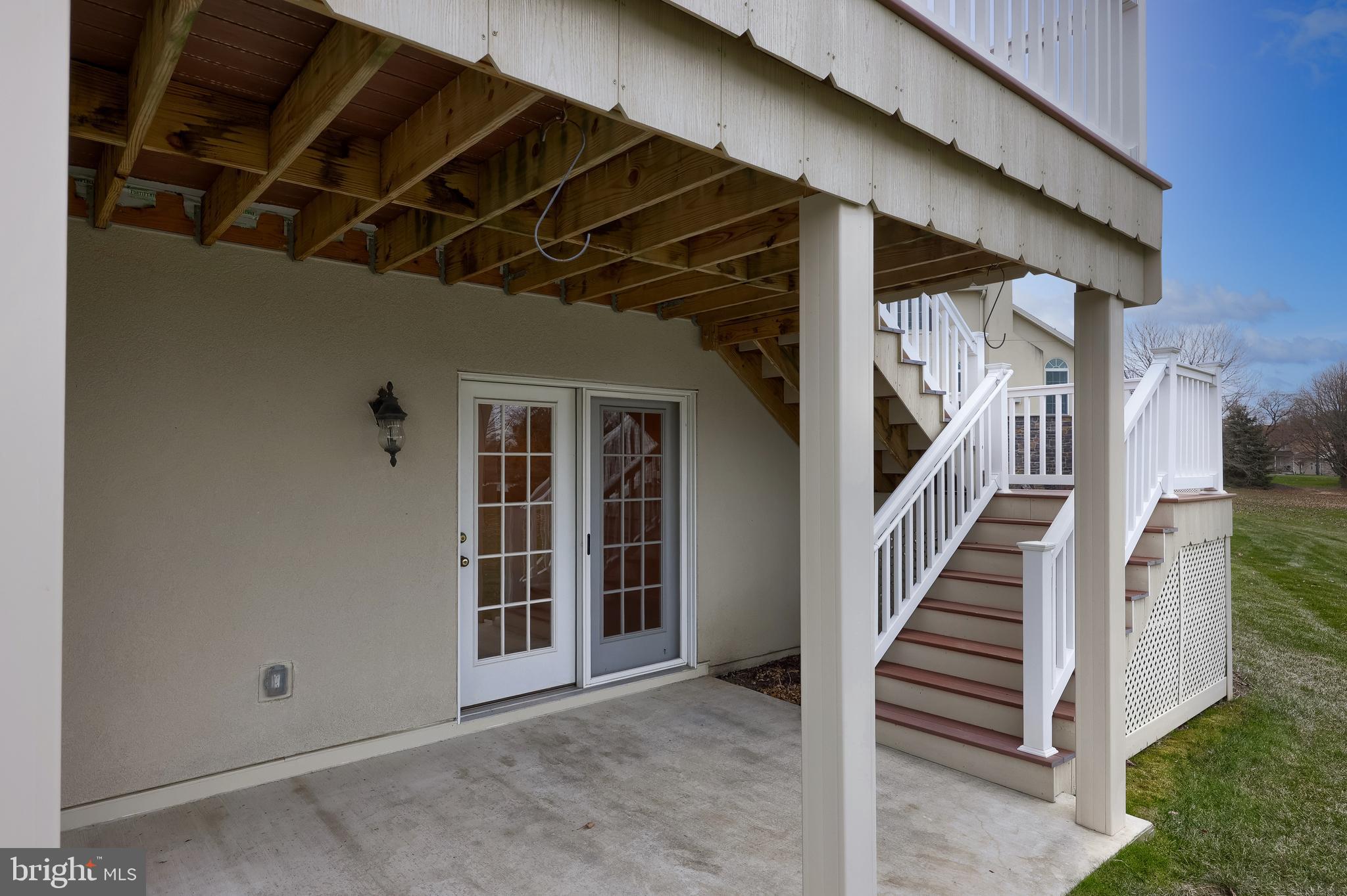 STONEGATE - Residential