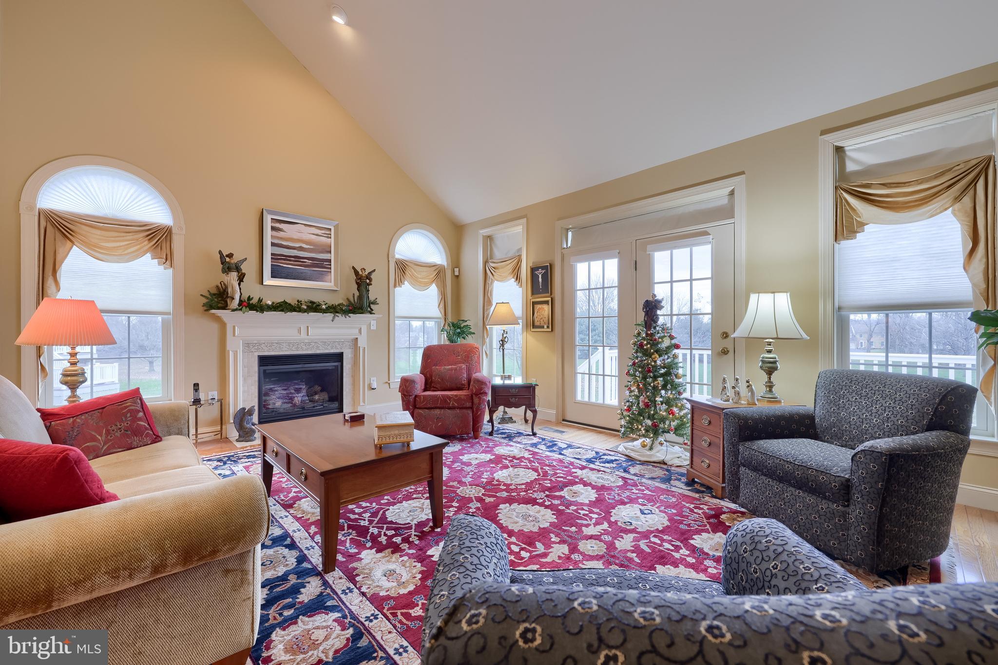 STONEGATE - Residential