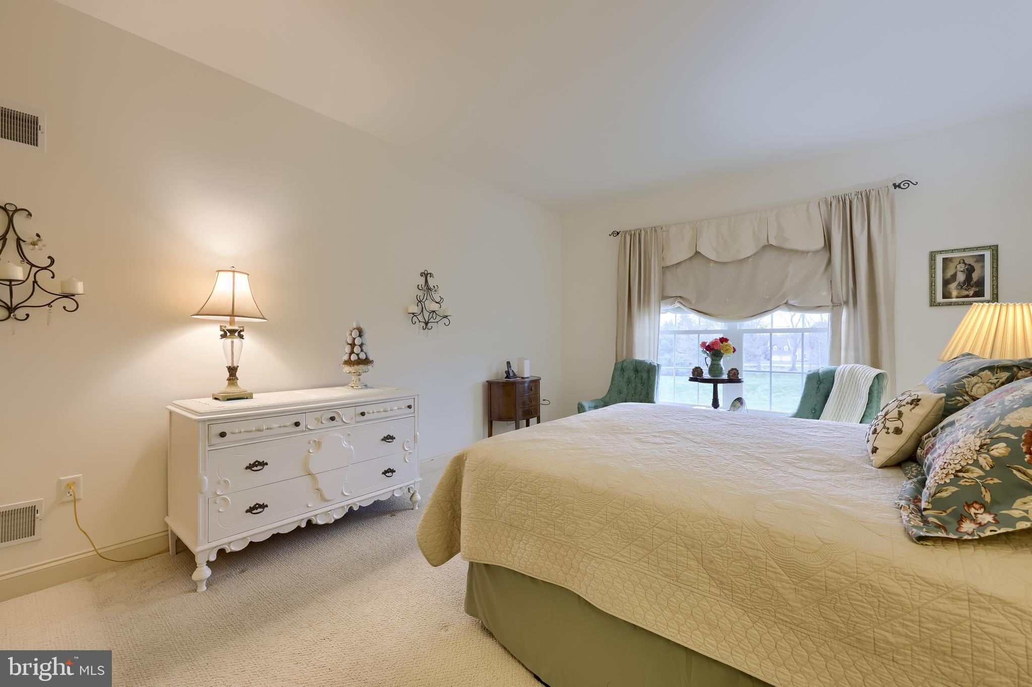 STONEGATE - Residential