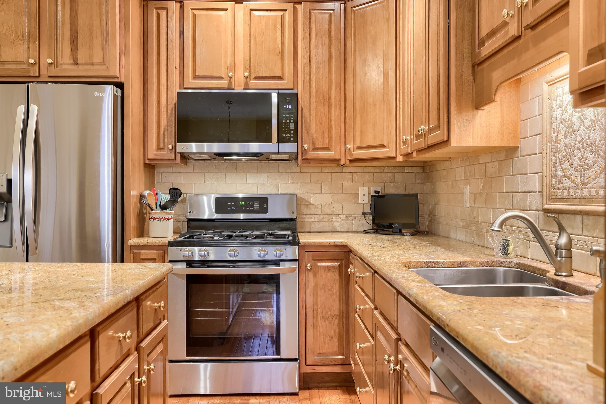 STONEGATE - Residential