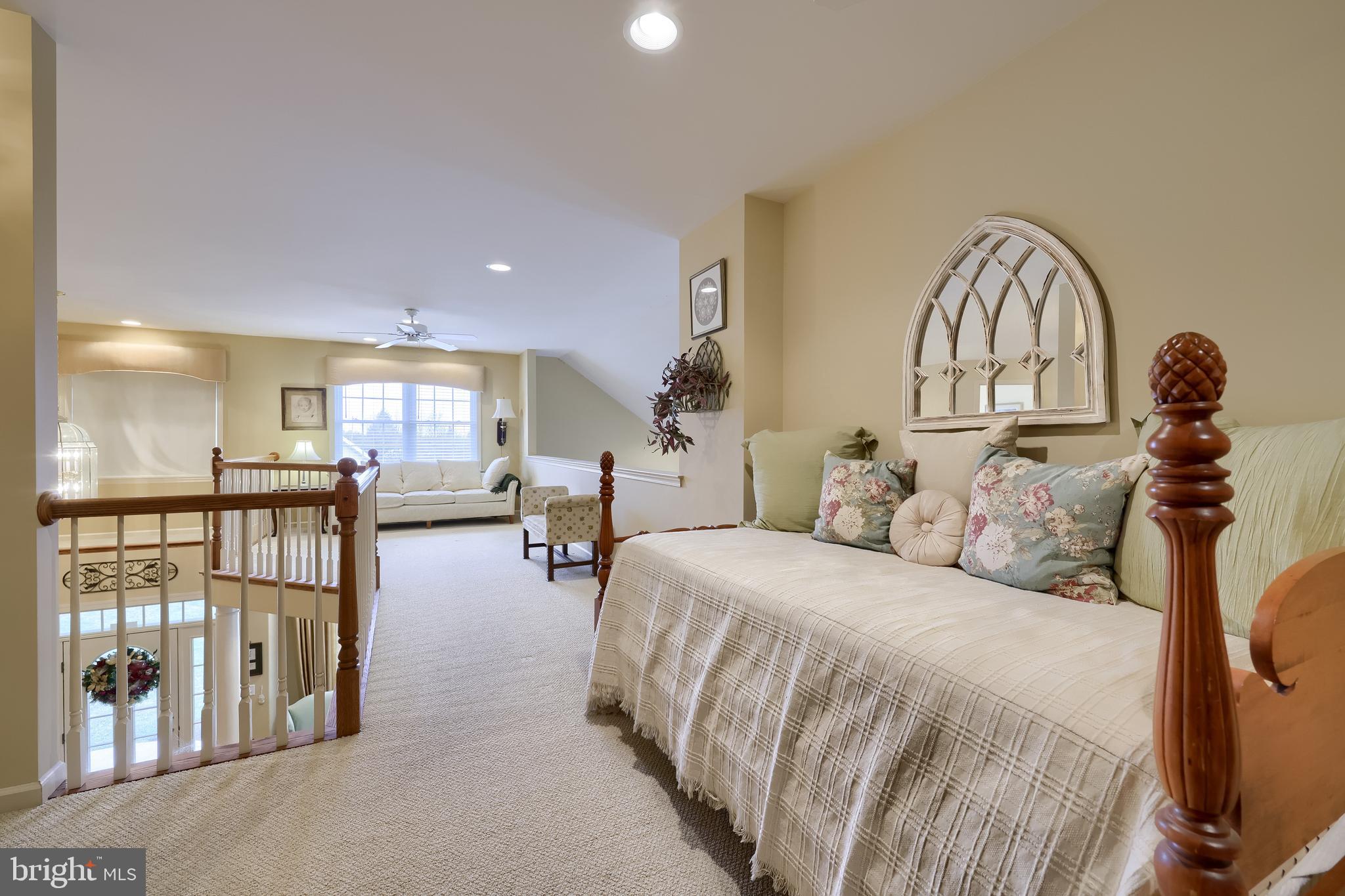 STONEGATE - Residential