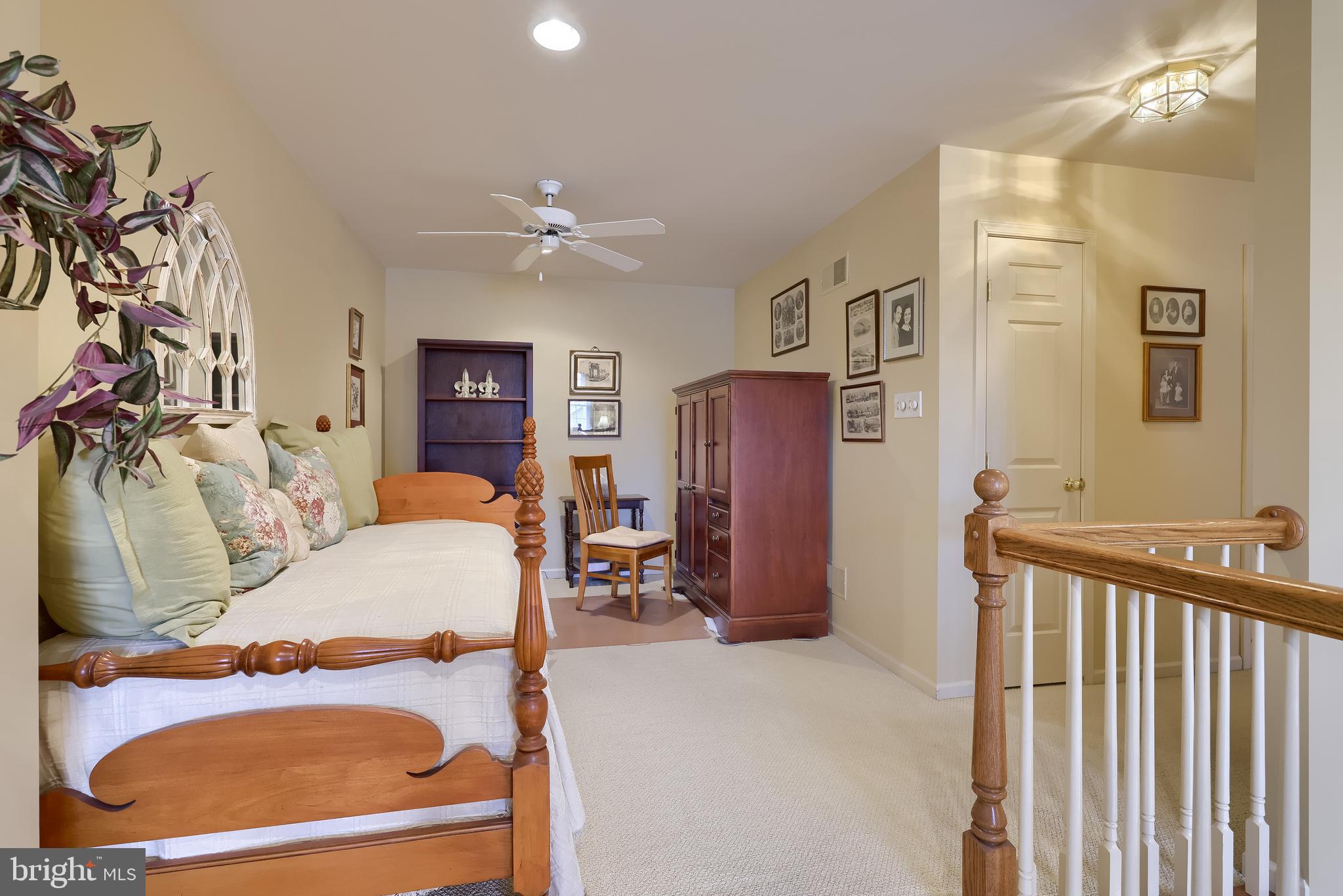 STONEGATE - Residential