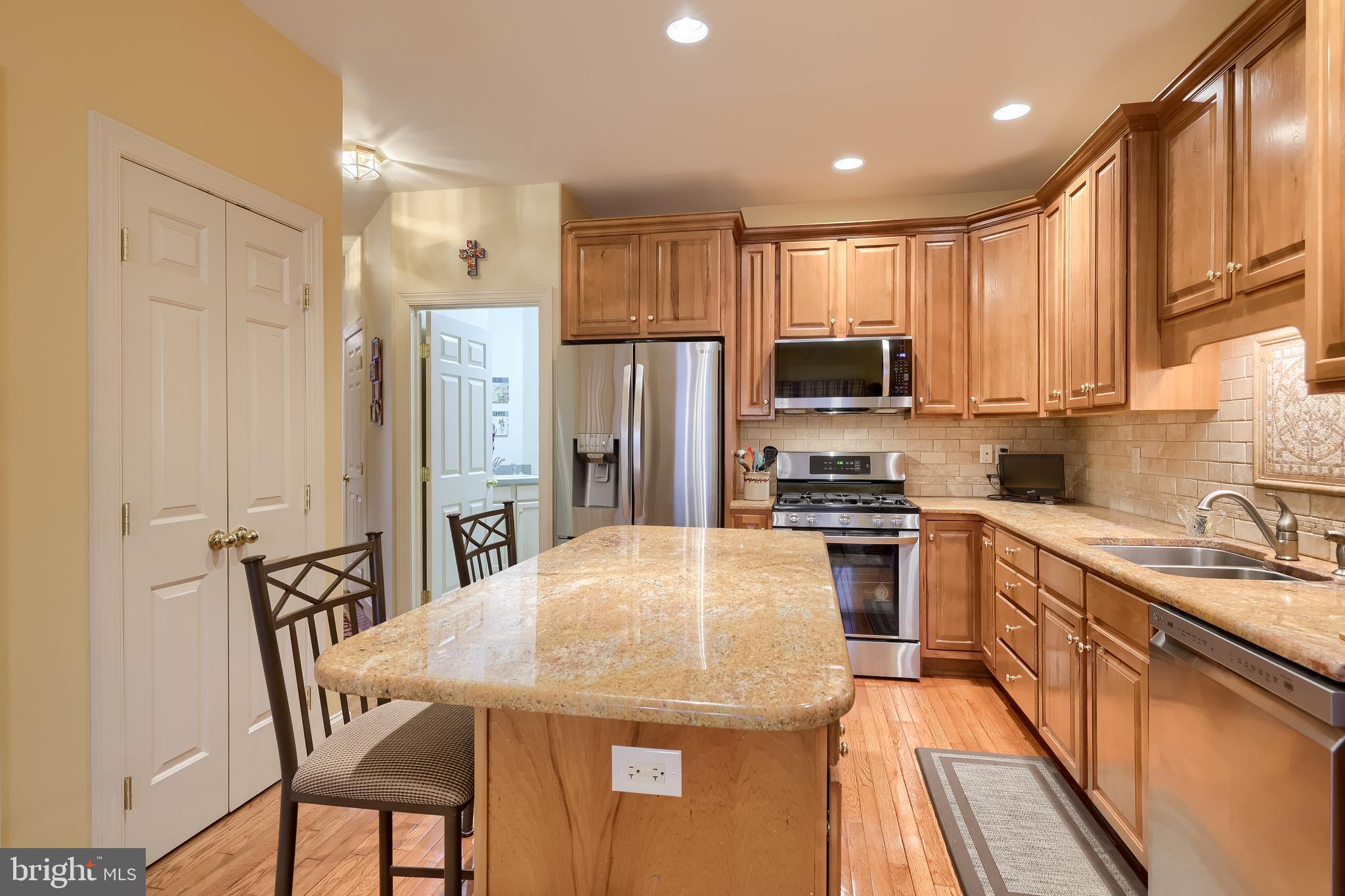 STONEGATE - Residential