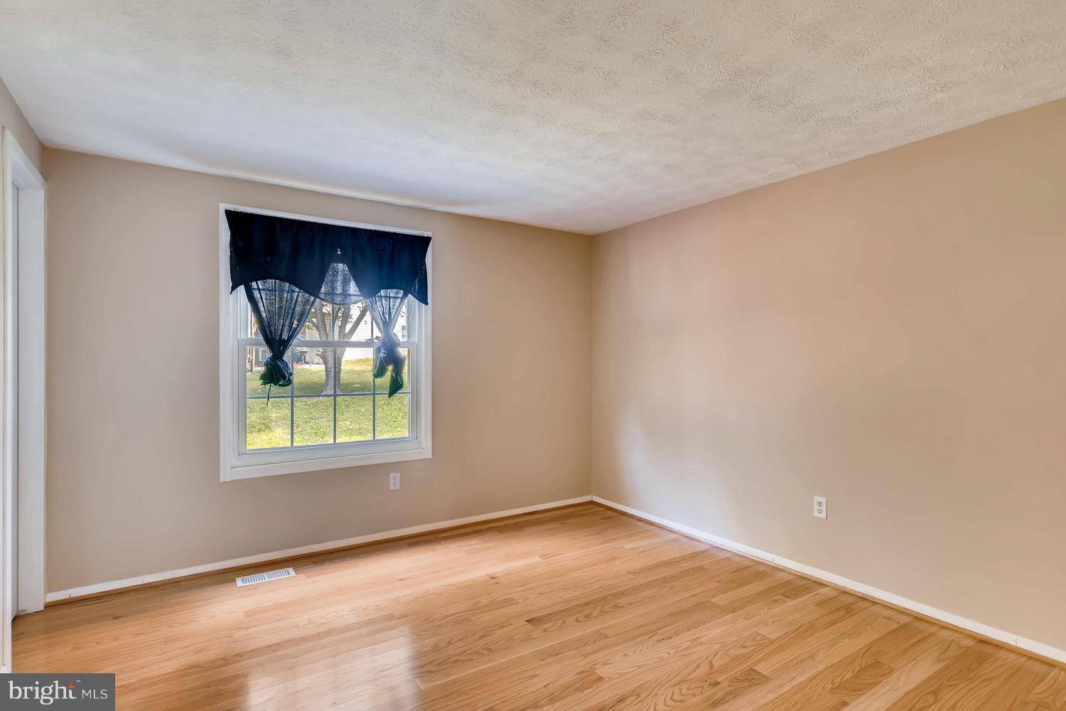 WOODFALL - Residential Lease