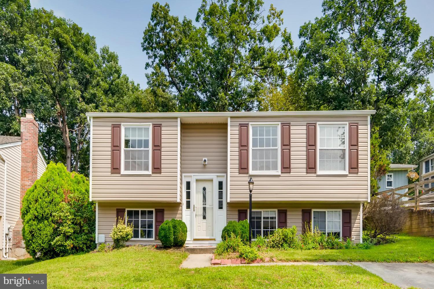 WOODFALL - Residential Lease