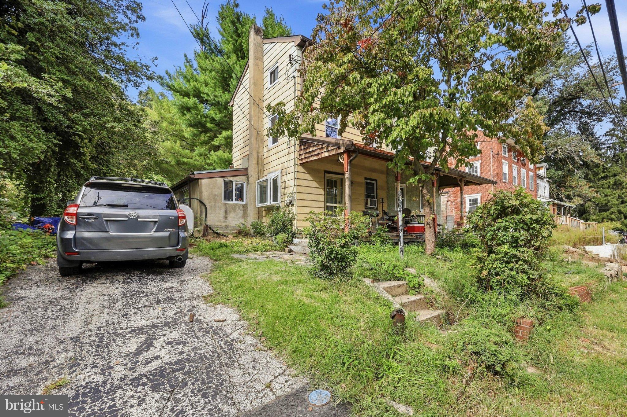 361 PARKMOUNT ROAD