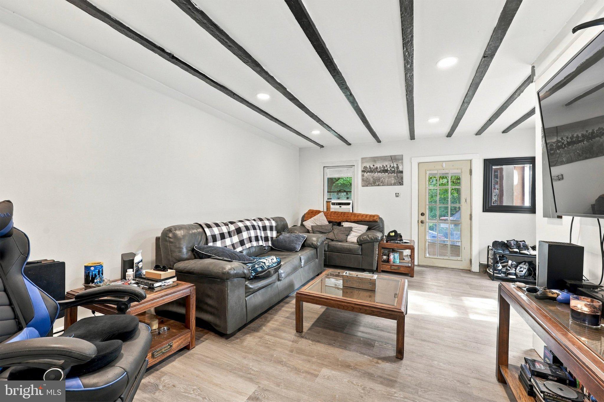 361 PARKMOUNT ROAD