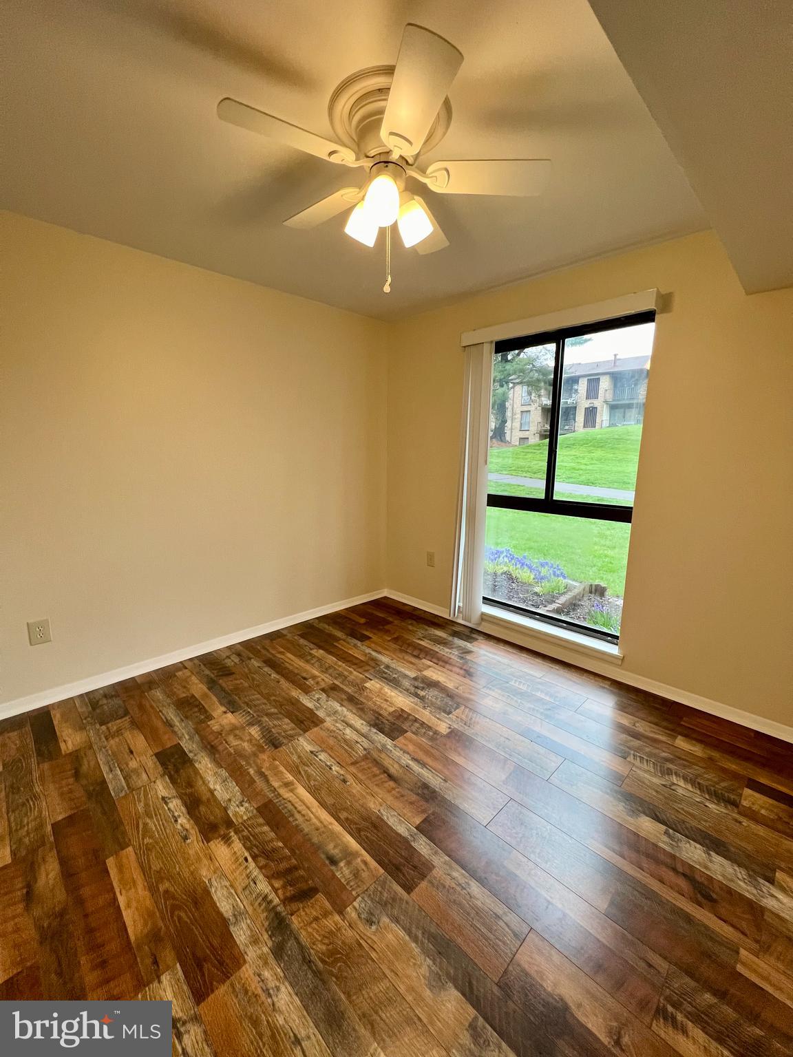 SOUTHGATE CONDO - Residential Lease