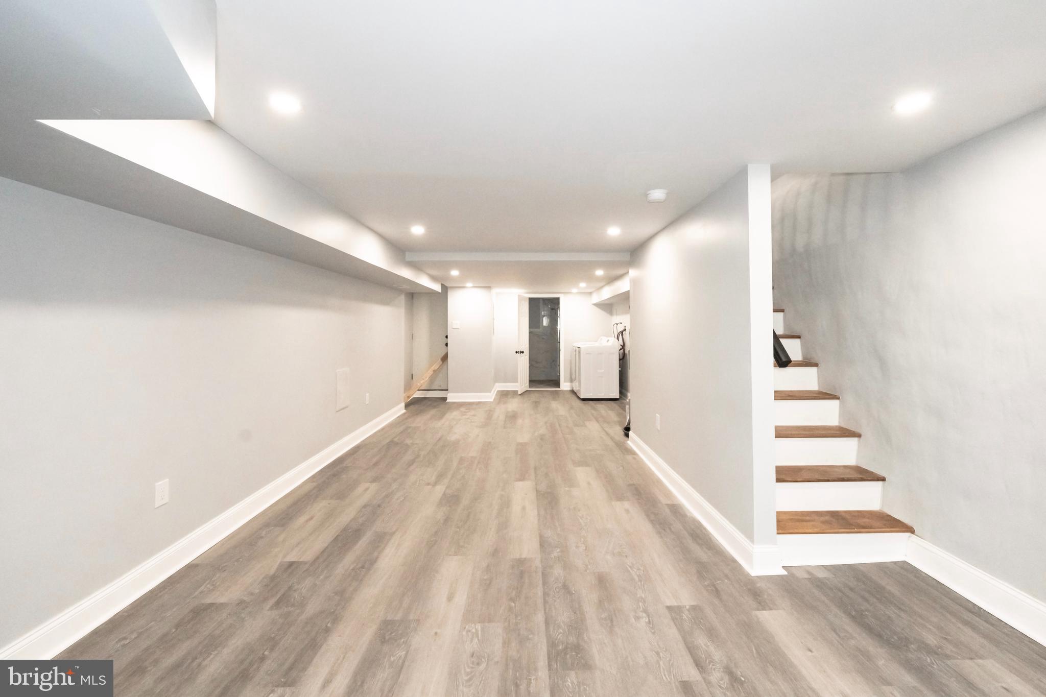 MAYFAIR - Residential