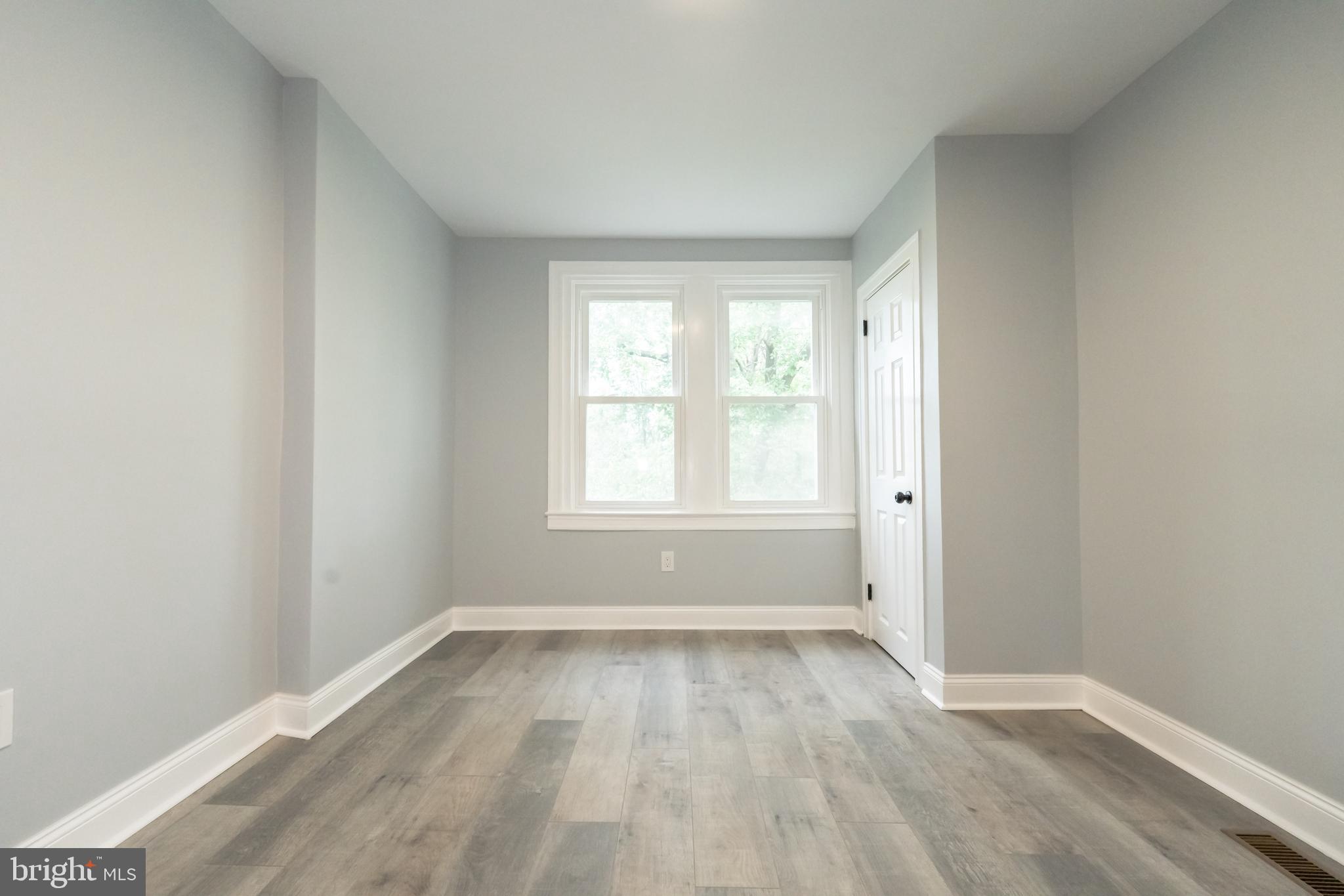 MAYFAIR - Residential