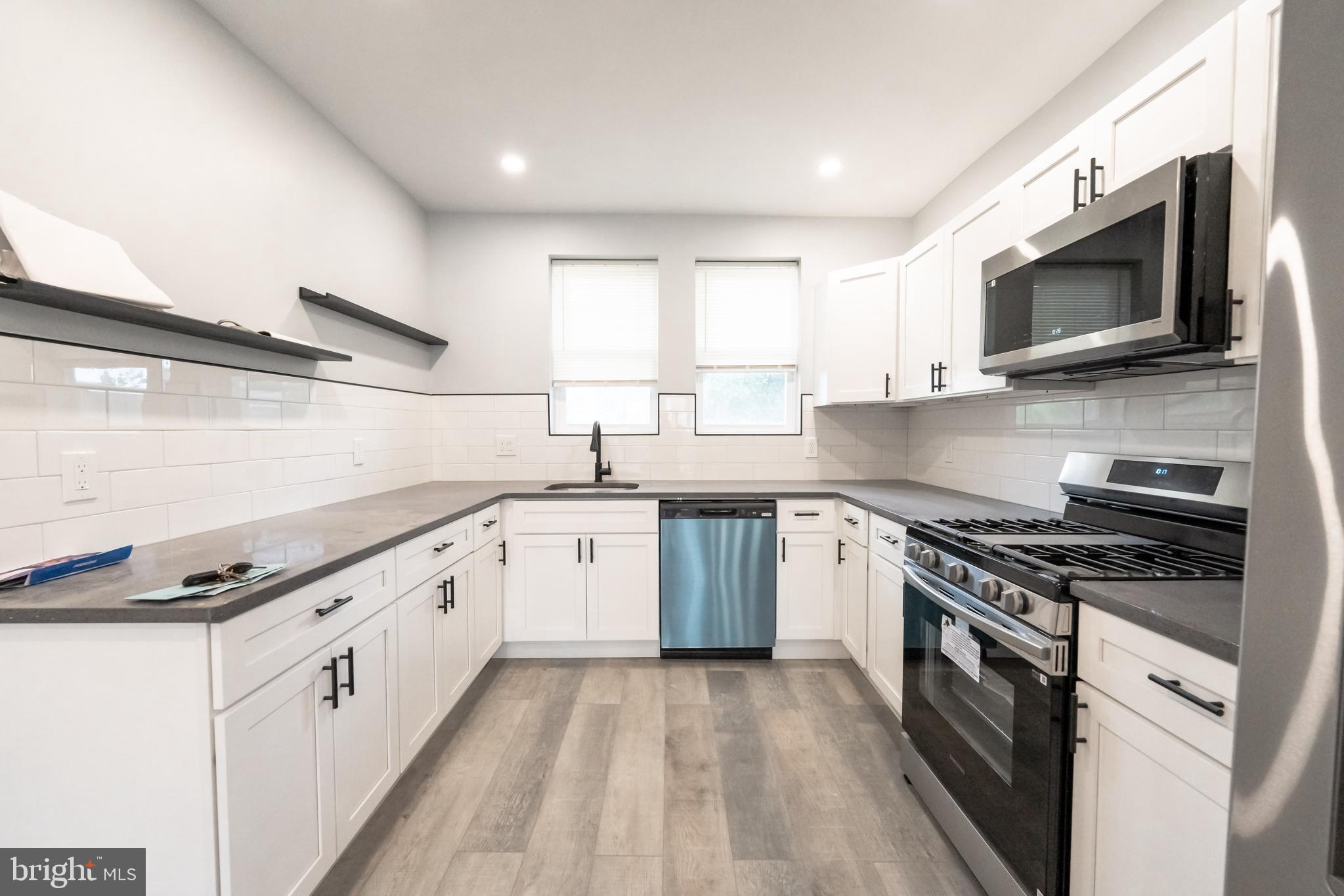 MAYFAIR - Residential