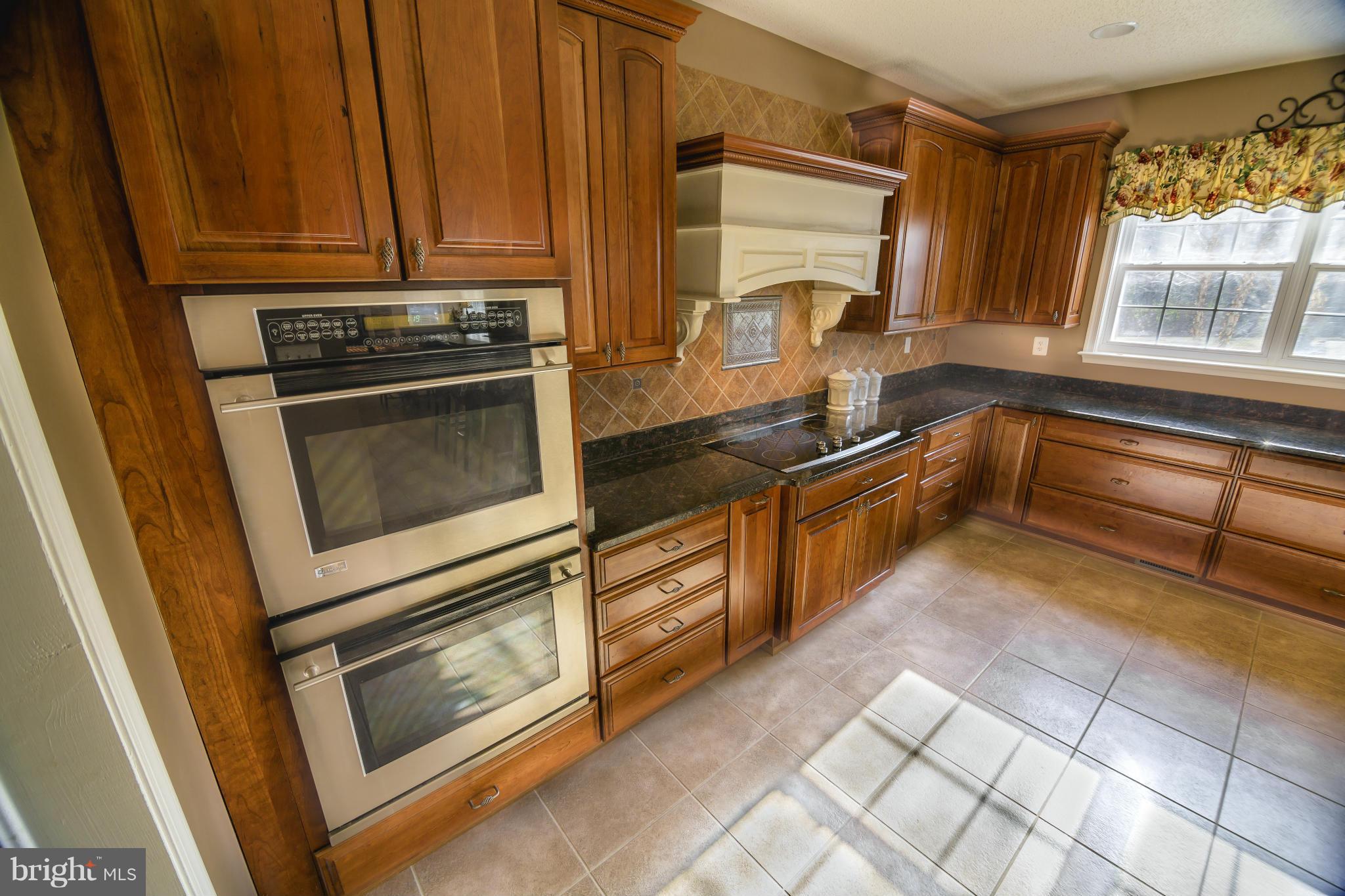 WHISPER CREEK SUB - Residential