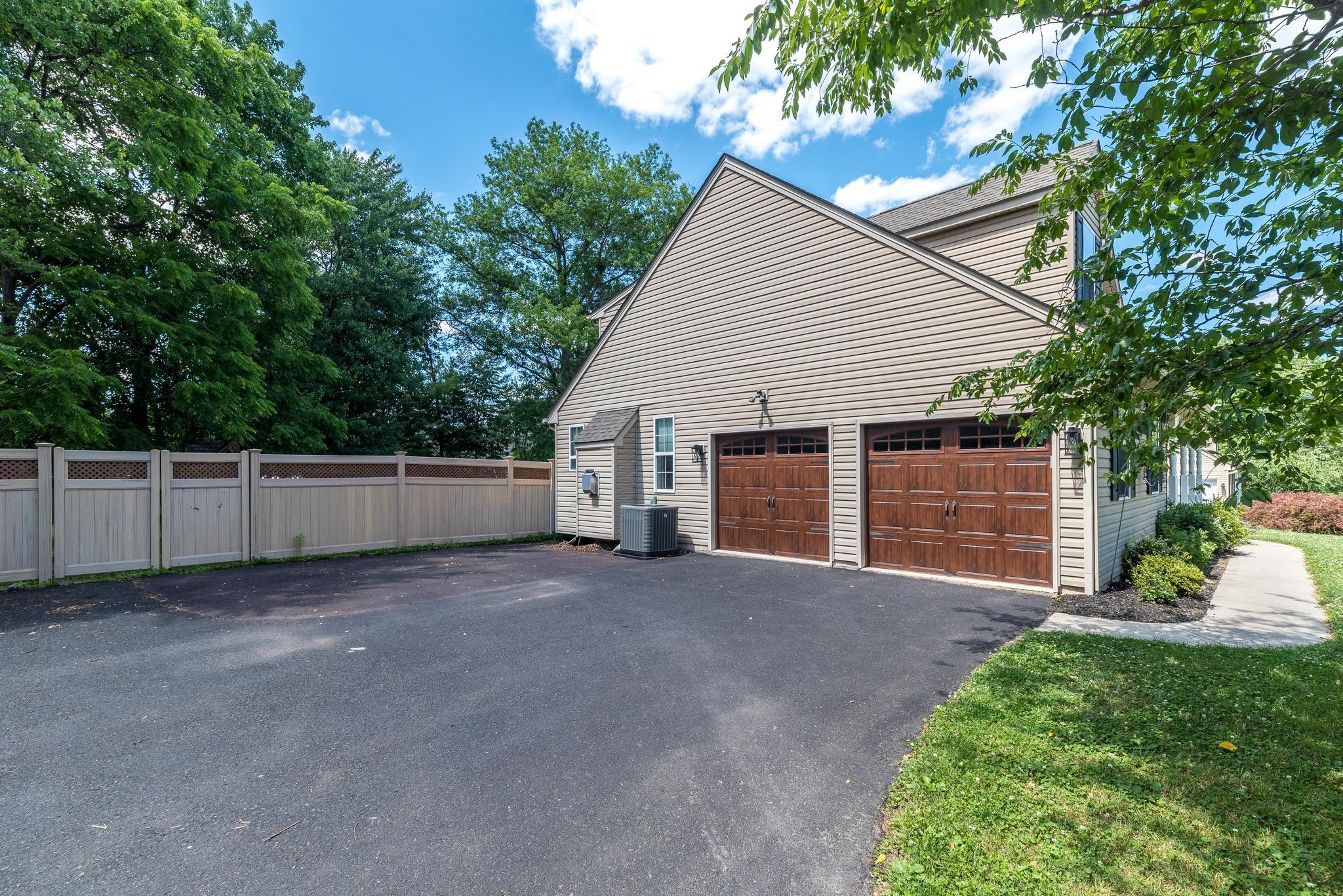 650 OAK PARK ROAD