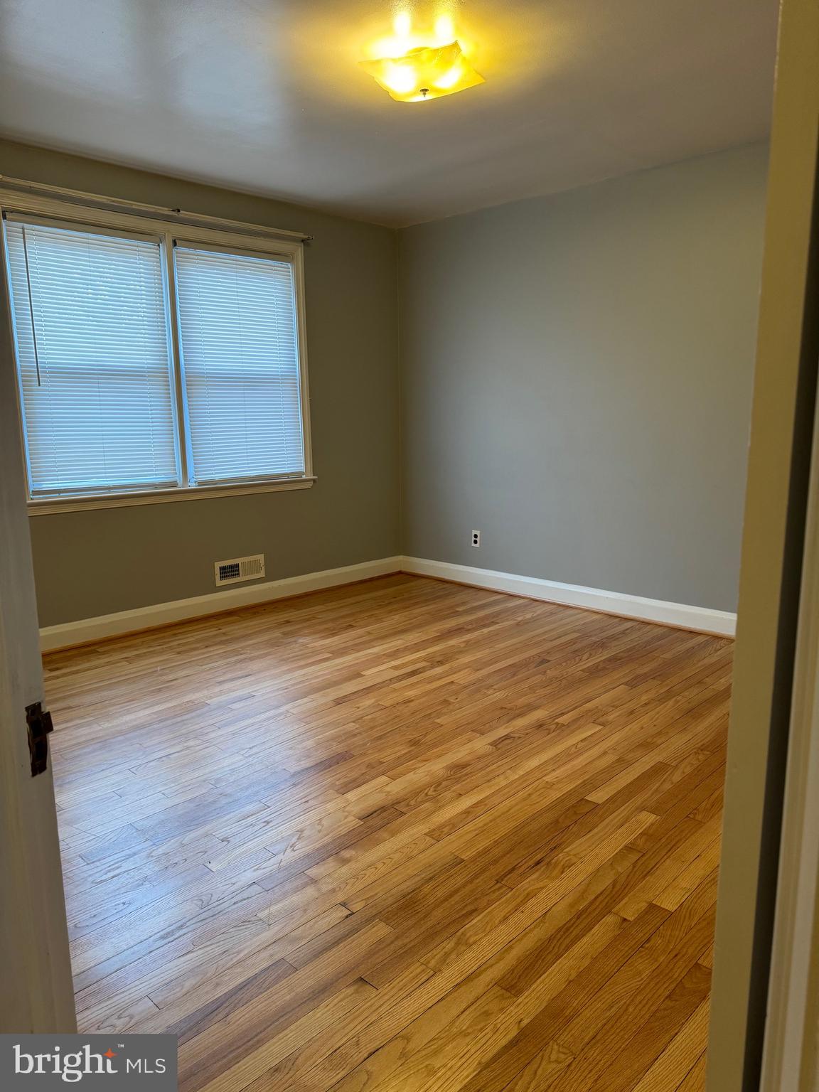 NORTHWOOD - Residential Lease