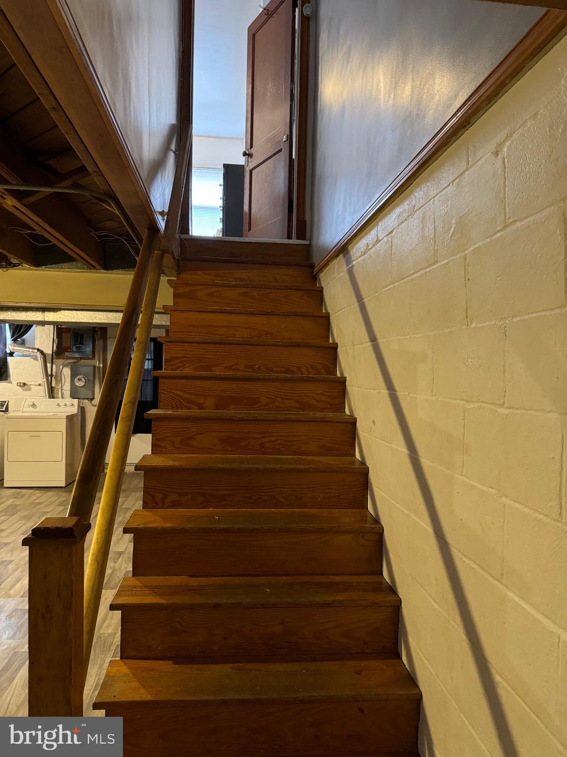 NORTHWOOD - Residential Lease
