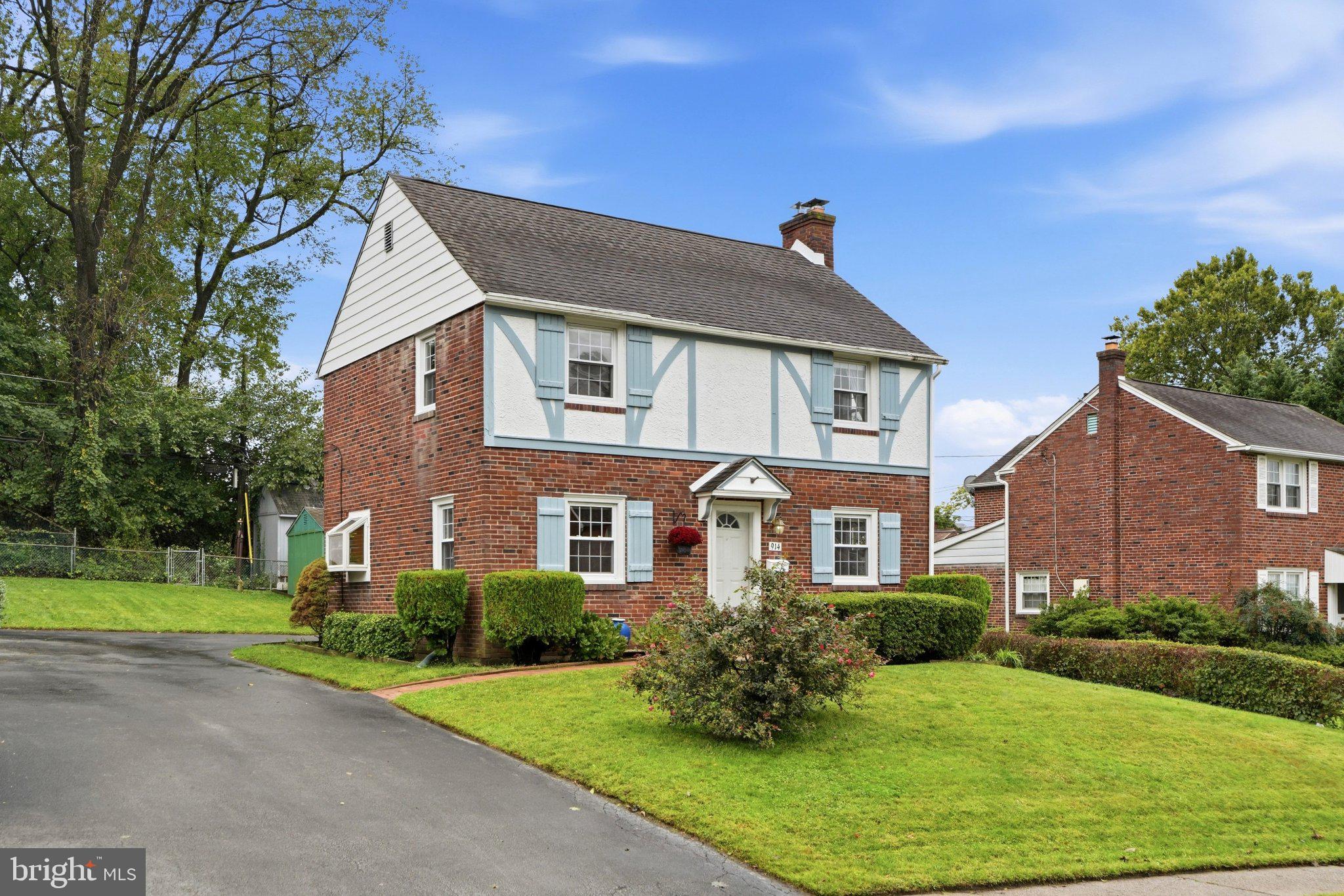 914 STANBRIDGE ROAD