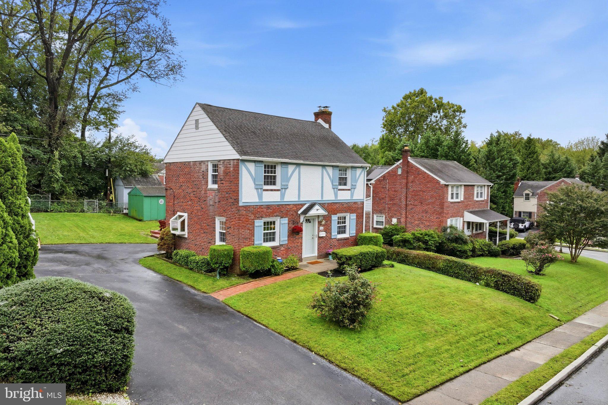 914 STANBRIDGE ROAD