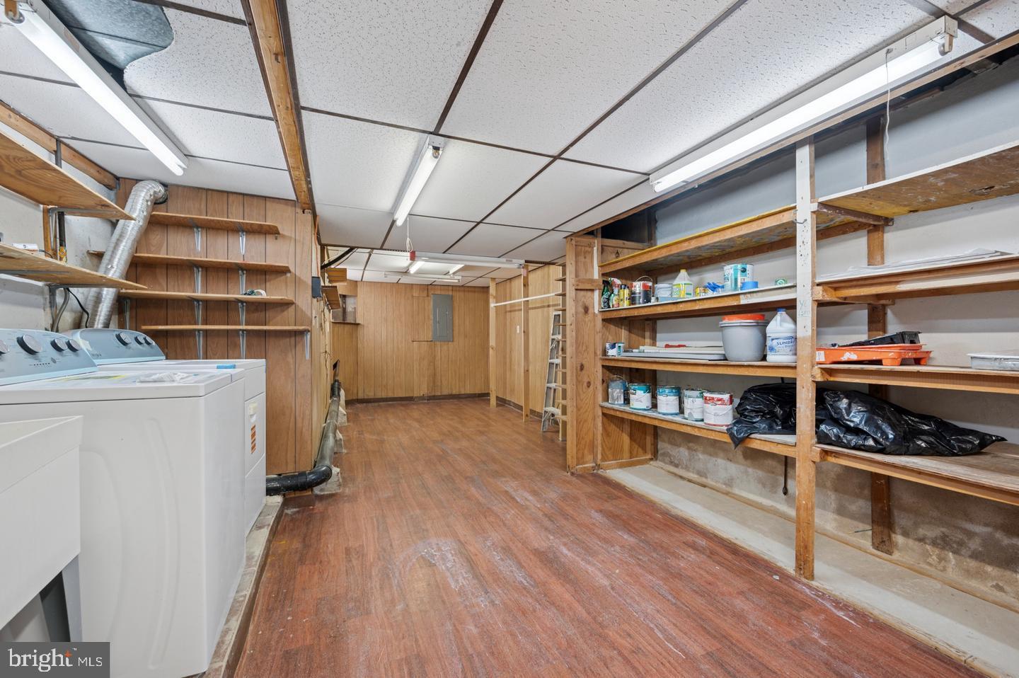 OVERBROOK - Residential