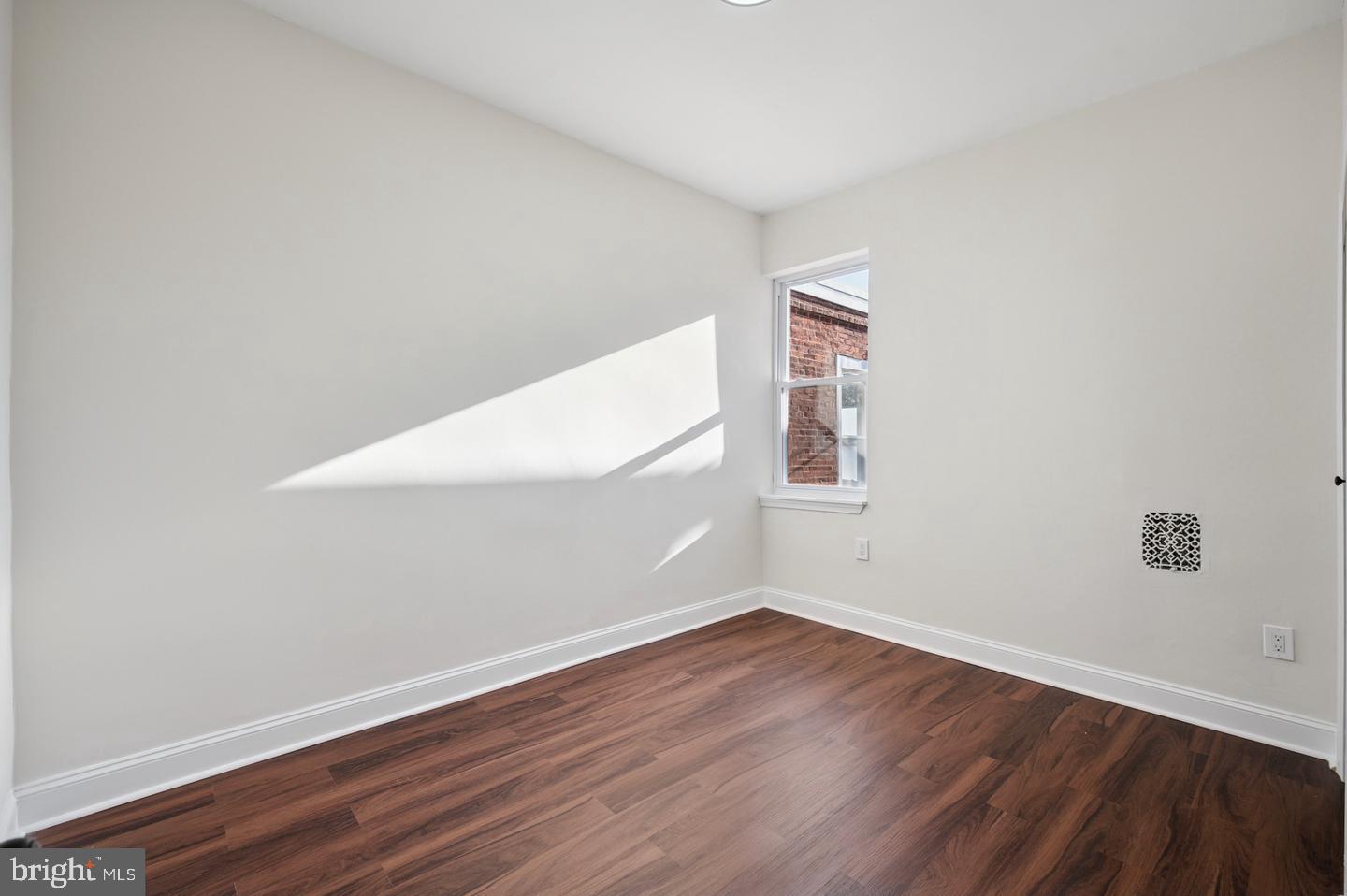 OVERBROOK - Residential