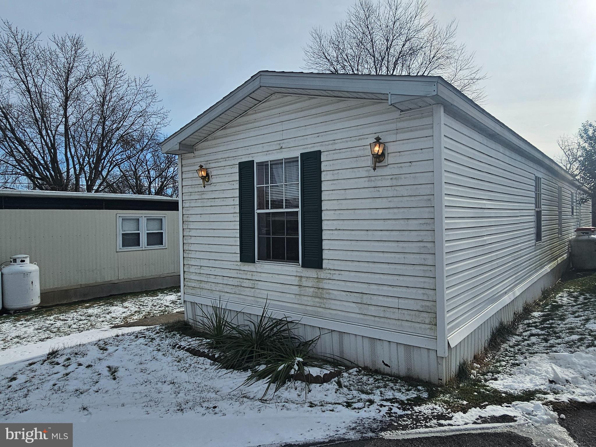 BROOKWOOD ESTATES - Residential