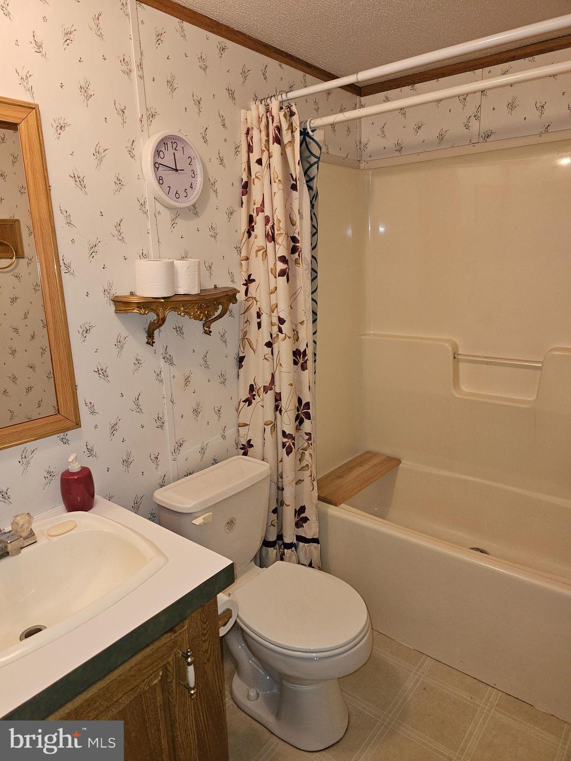 BROOKWOOD ESTATES - Residential