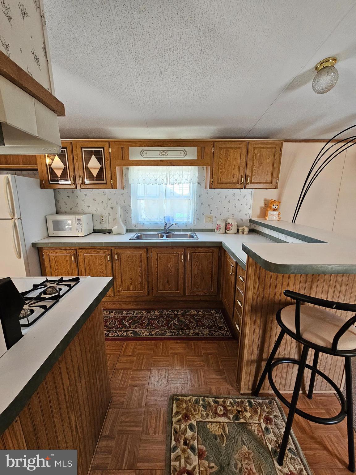 BROOKWOOD ESTATES - Residential