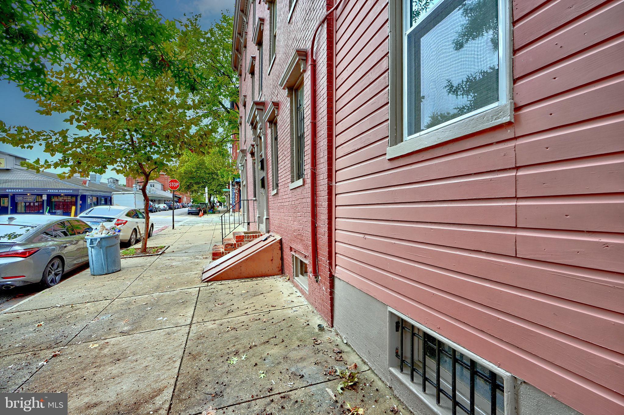 HOLLINS MARKET - Residential Income